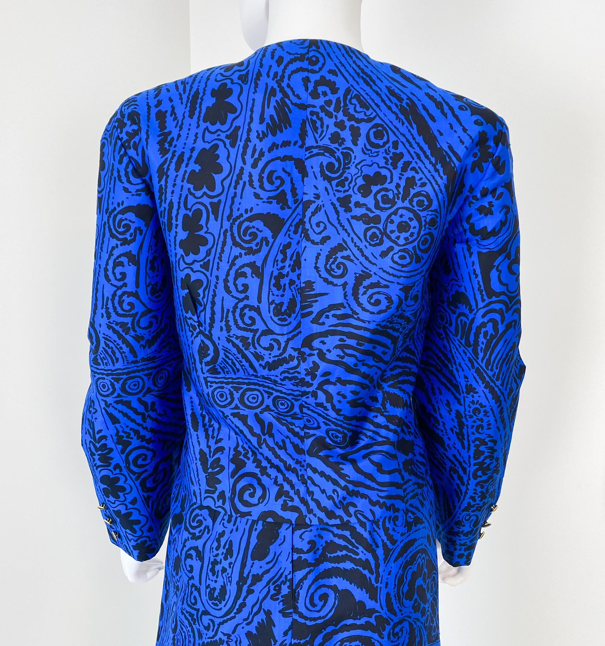 Jupe de cocktail en soie bleu électrique et noir Taille 8/10, années 1980 en vente 8