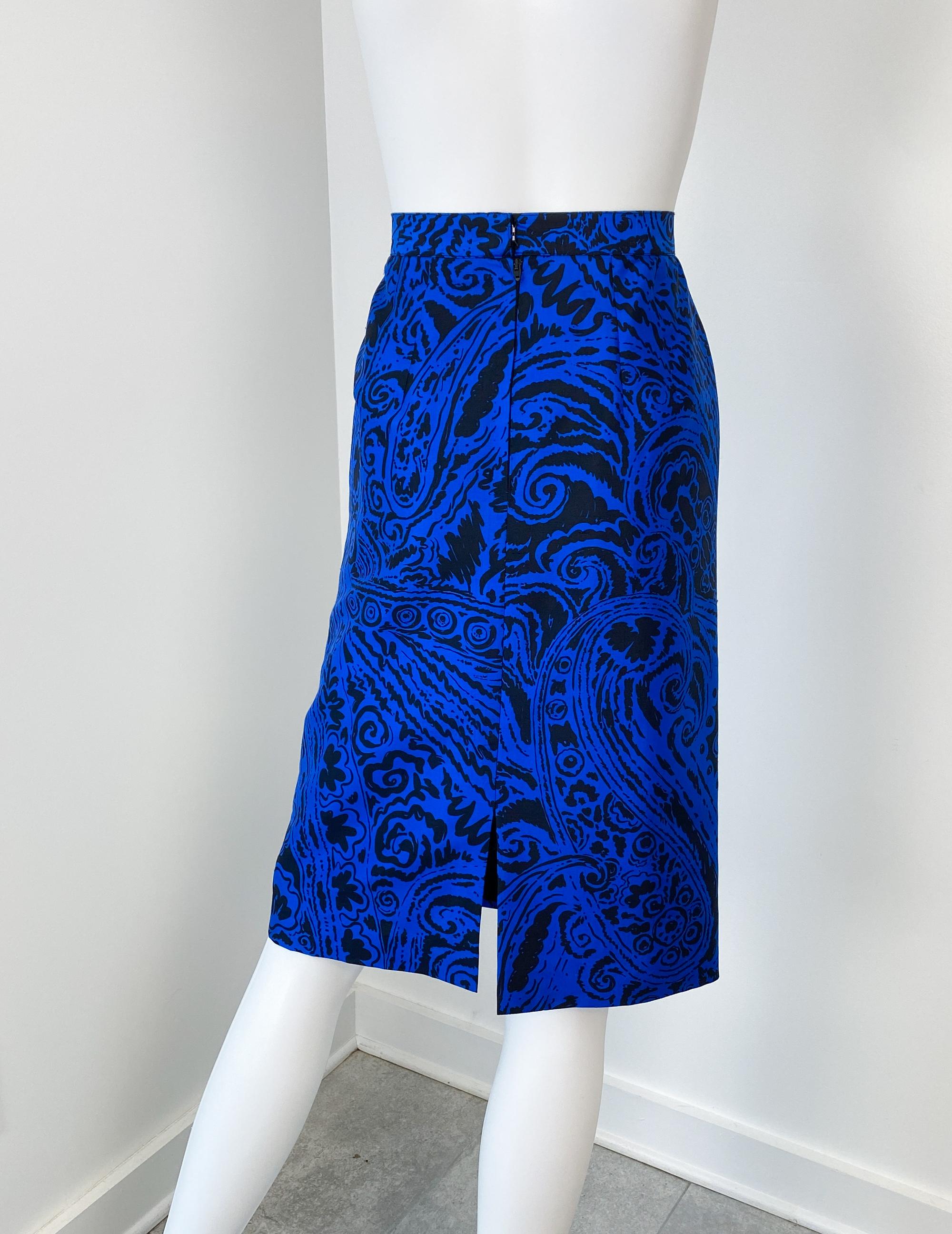 Jupe de cocktail en soie bleu électrique et noir Taille 8/10, années 1980 en vente 13