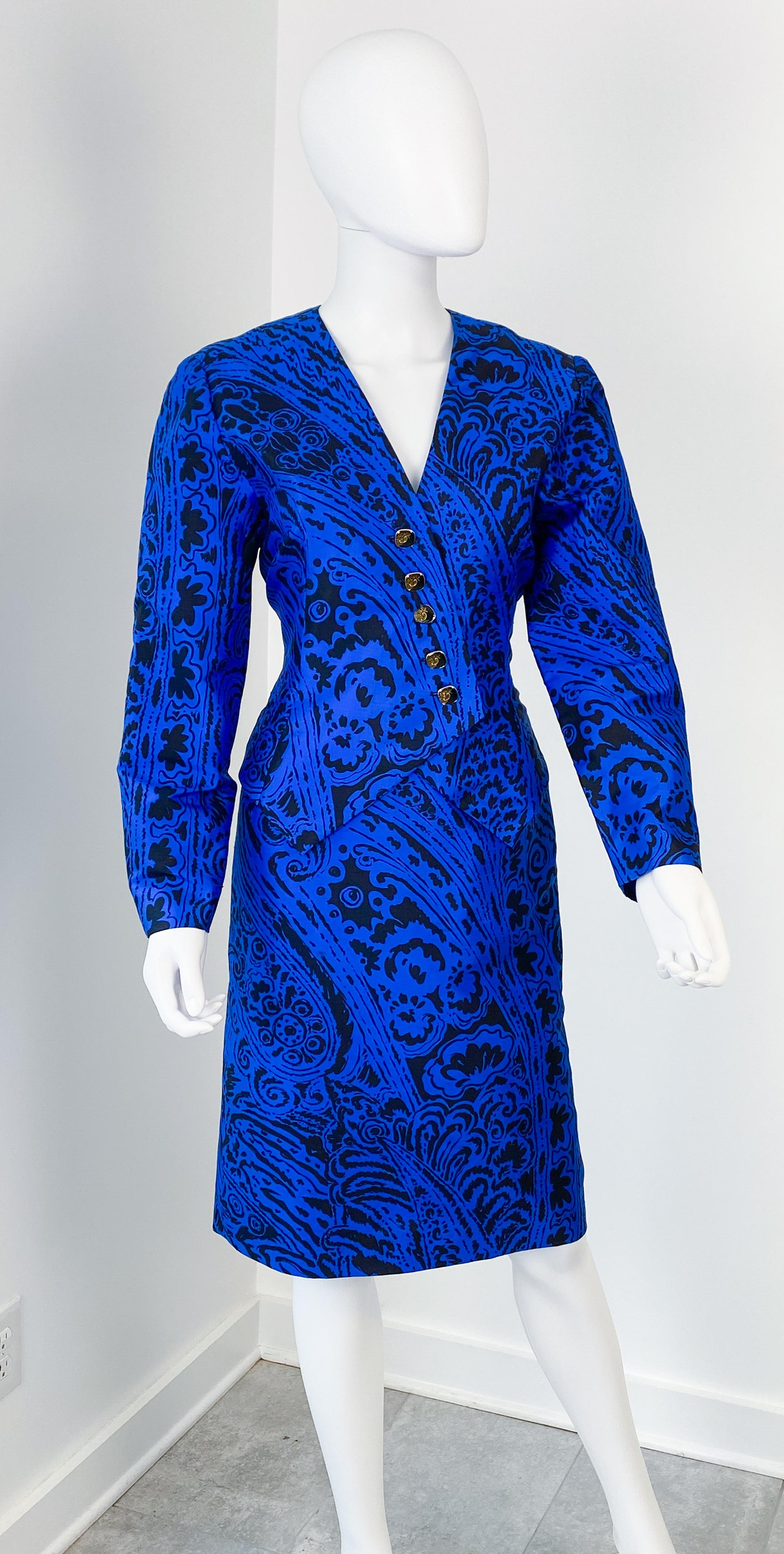 Jupe de cocktail en soie bleu électrique et noir Taille 8/10, années 1980 Excellent état - En vente à Atlanta, GA