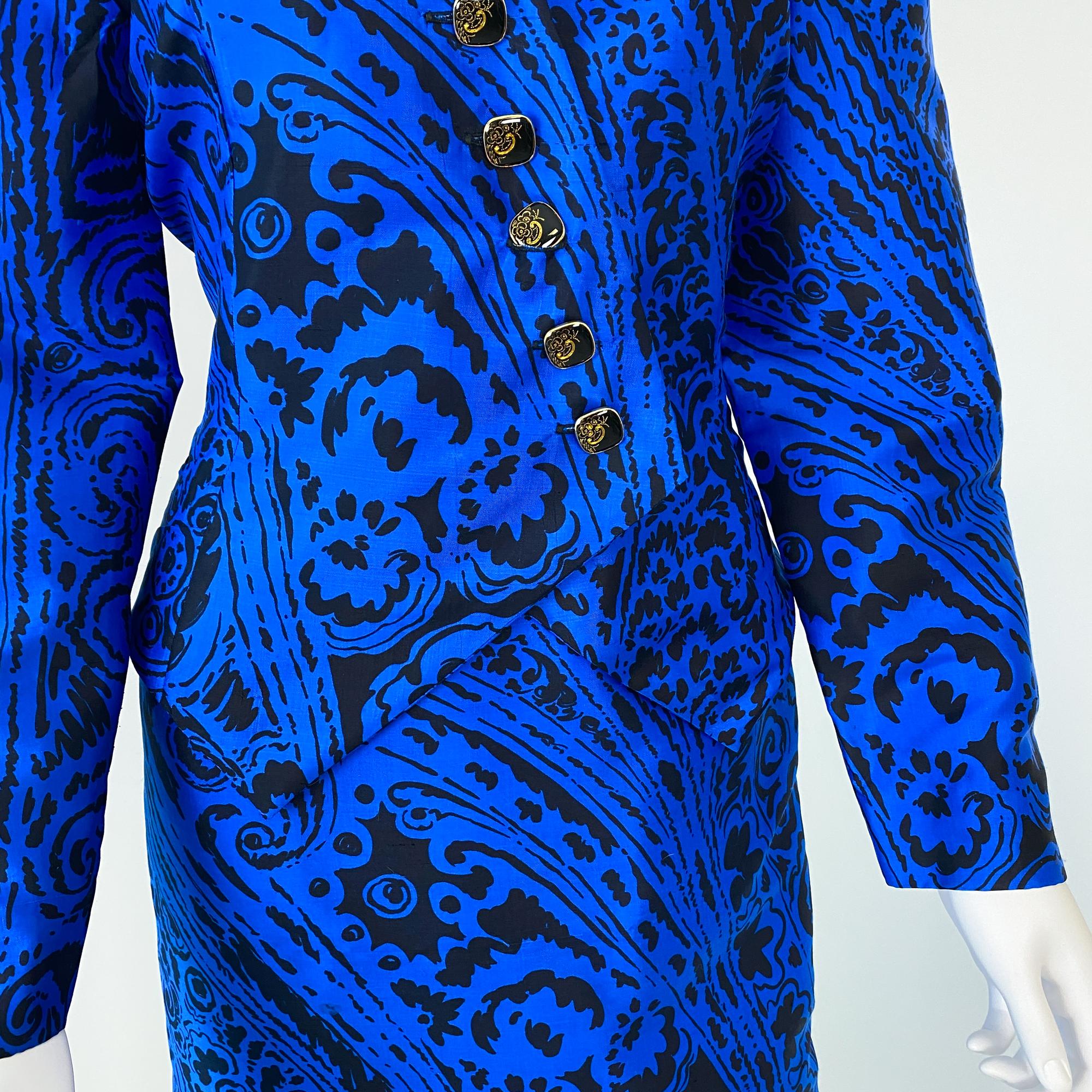 Jupe de cocktail en soie bleu électrique et noir Taille 8/10, années 1980 en vente 4