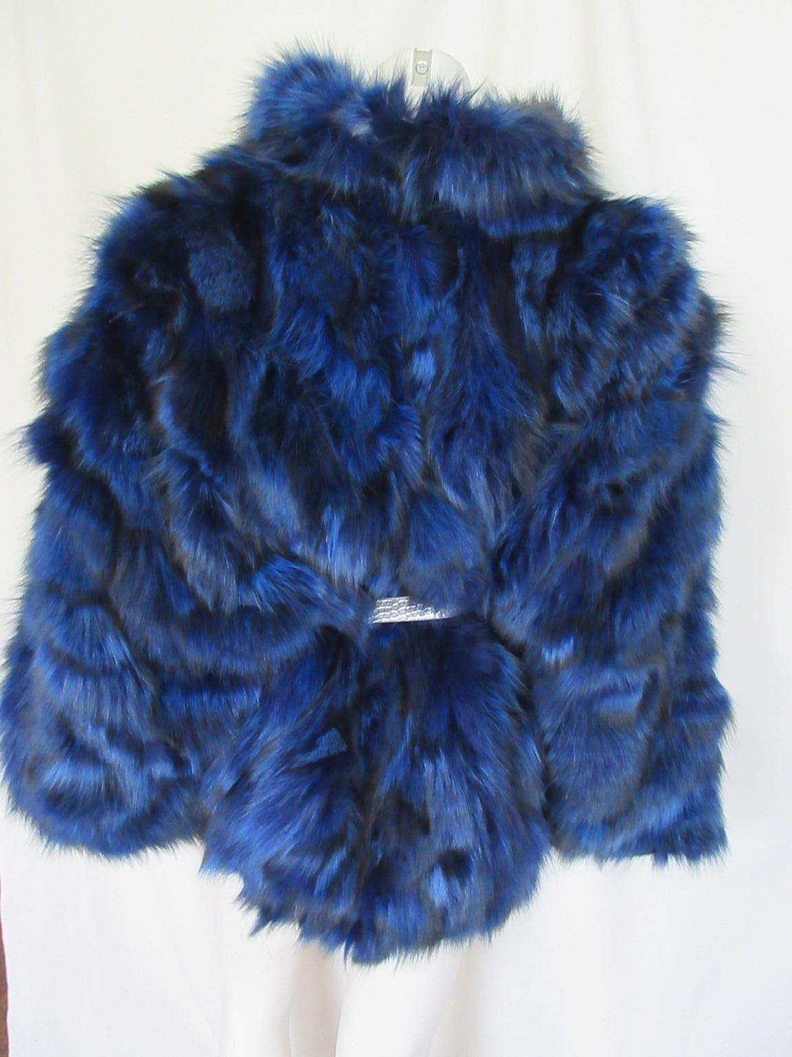 Electric Blue Fox Fur Jacket In Fair Condition For Sale In Amsterdam, NL