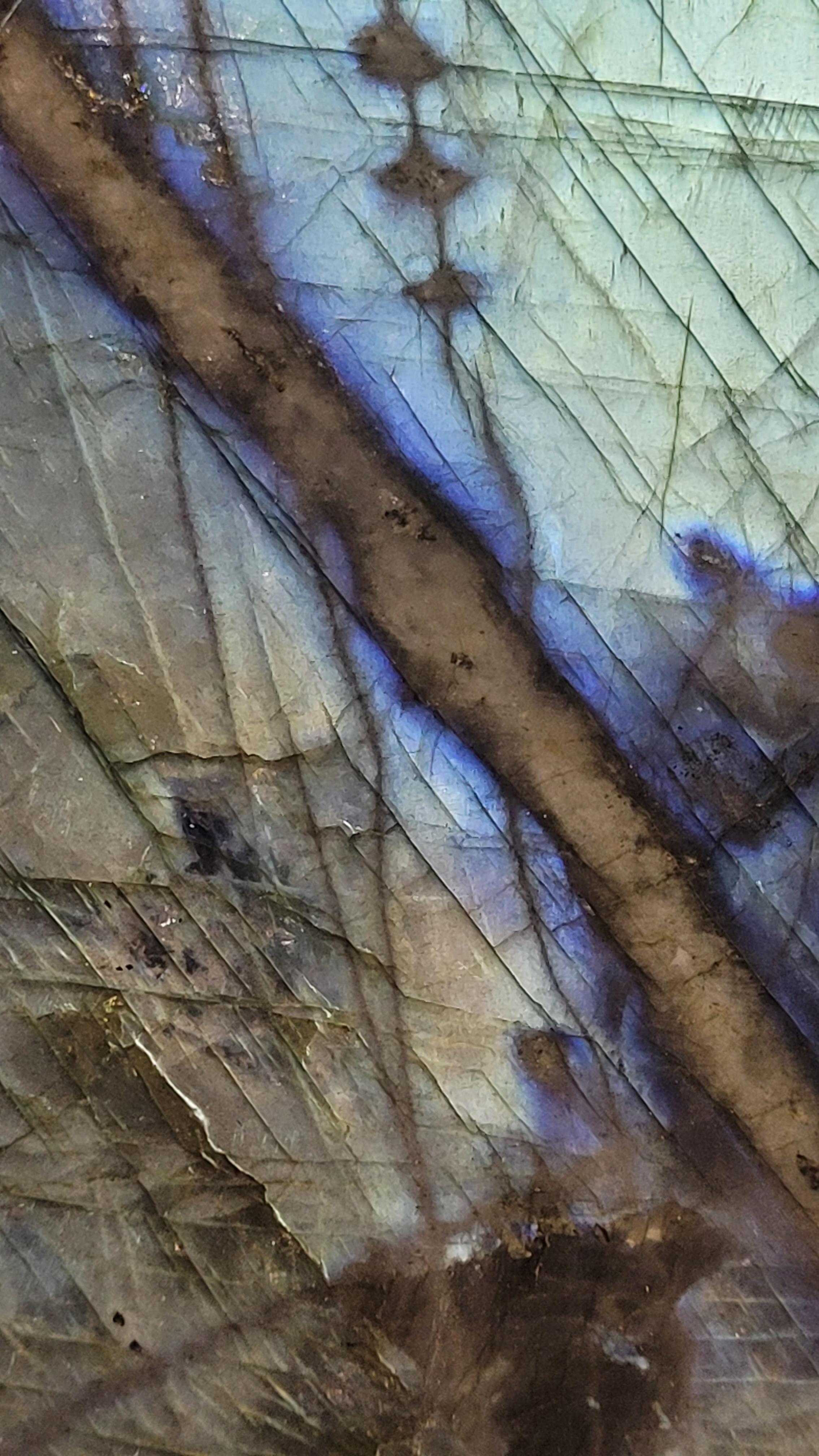 Precious Stone Electric Blue Labradorite polished bloc For Sale