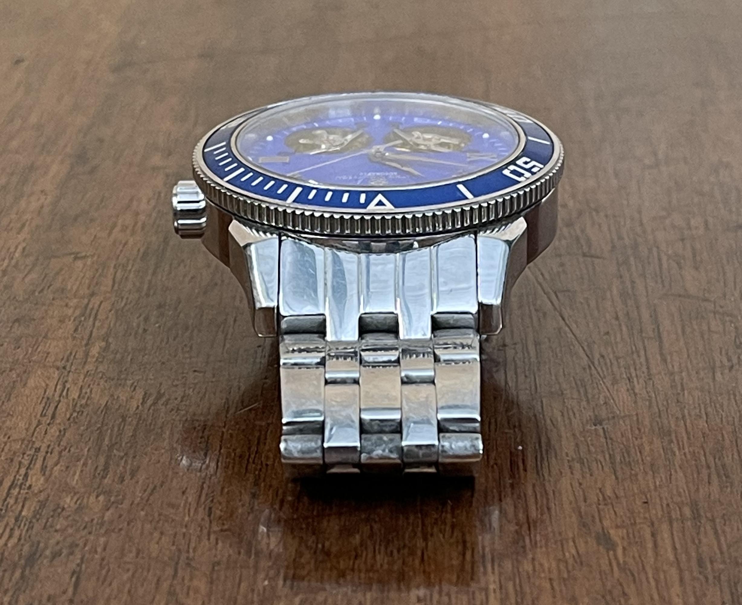 Montre-bracelet chronographe Mathis Montabon bleu électrique pour hommes  en vente 4