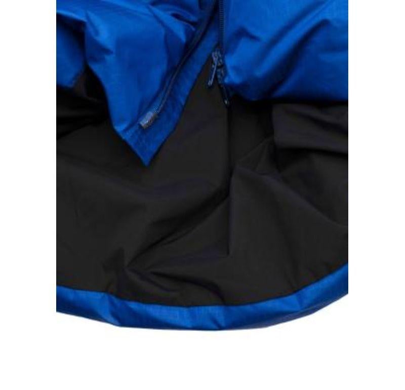 Giacca Puffer Balenciaga blu elettrico in vendita 1