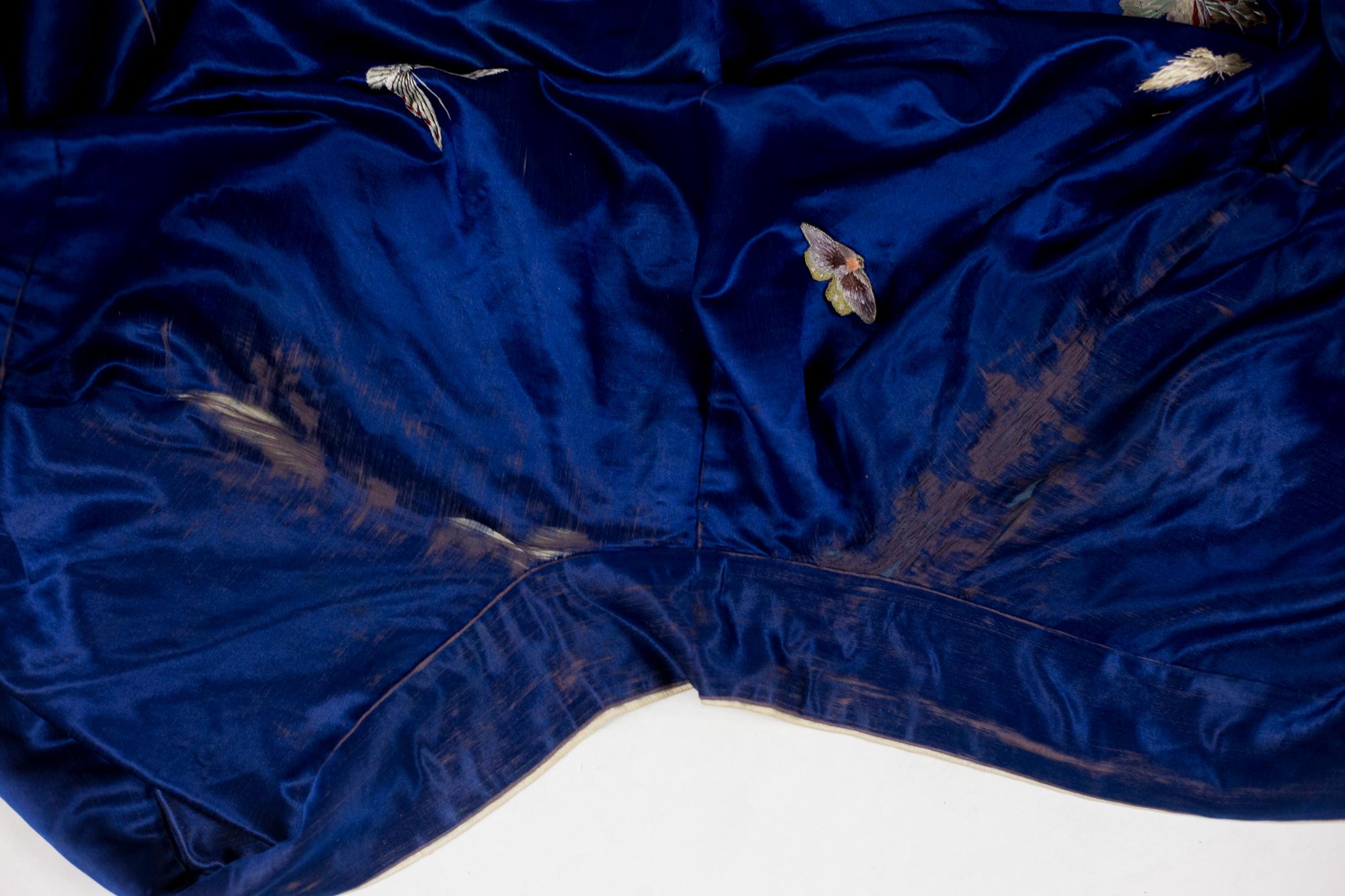  Electric Blue Satin Japanese Kimono Circa 1920/1940 6