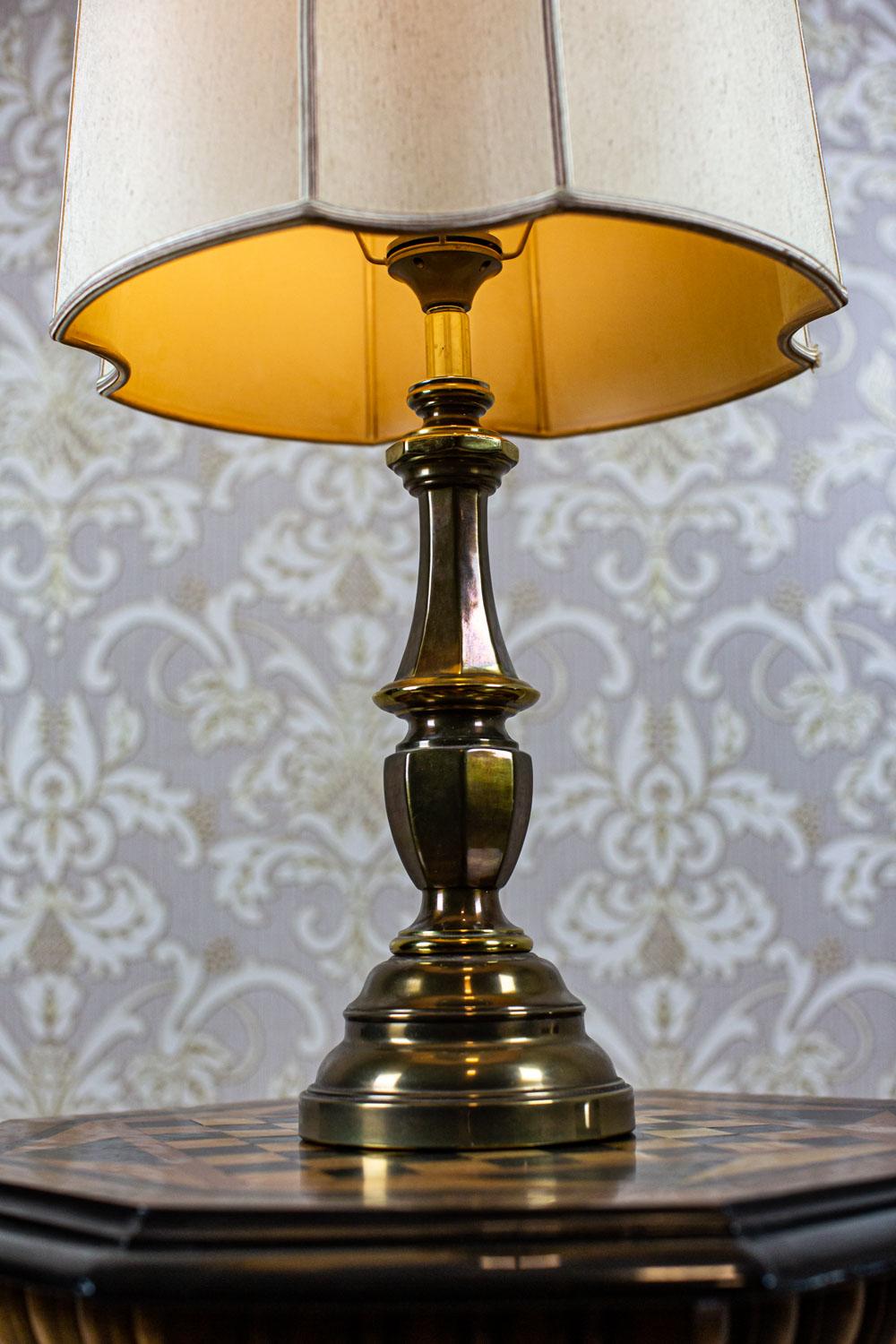 Electric Table Lamp from the 20th Century on Metal Base 3
