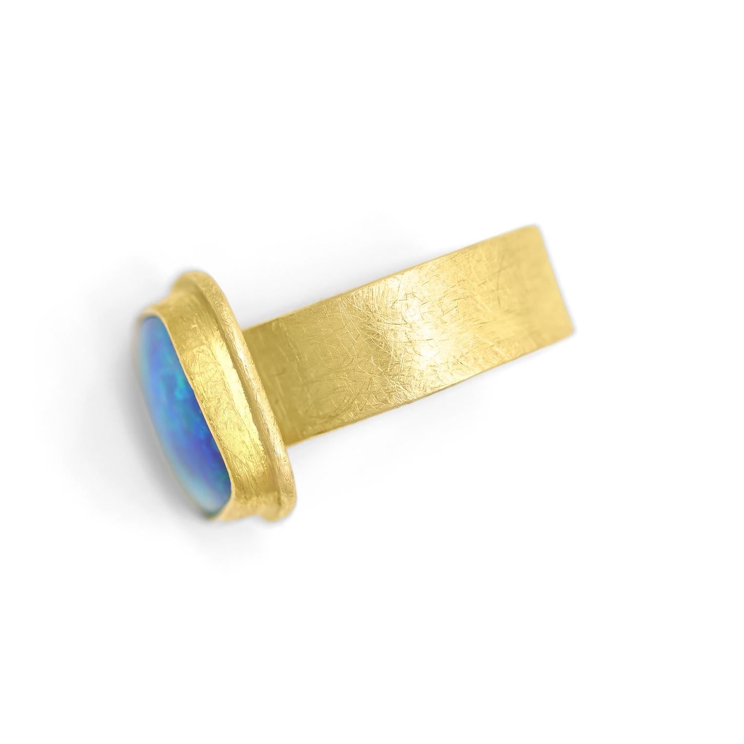 Electrifying Australian Opal 22k Gold One of a Kind Ring, Petra Class 2023 1