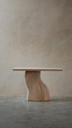 Elefante by NONO Consola 20, Esbelta Elegancia del Roble, Presencia Sustancial