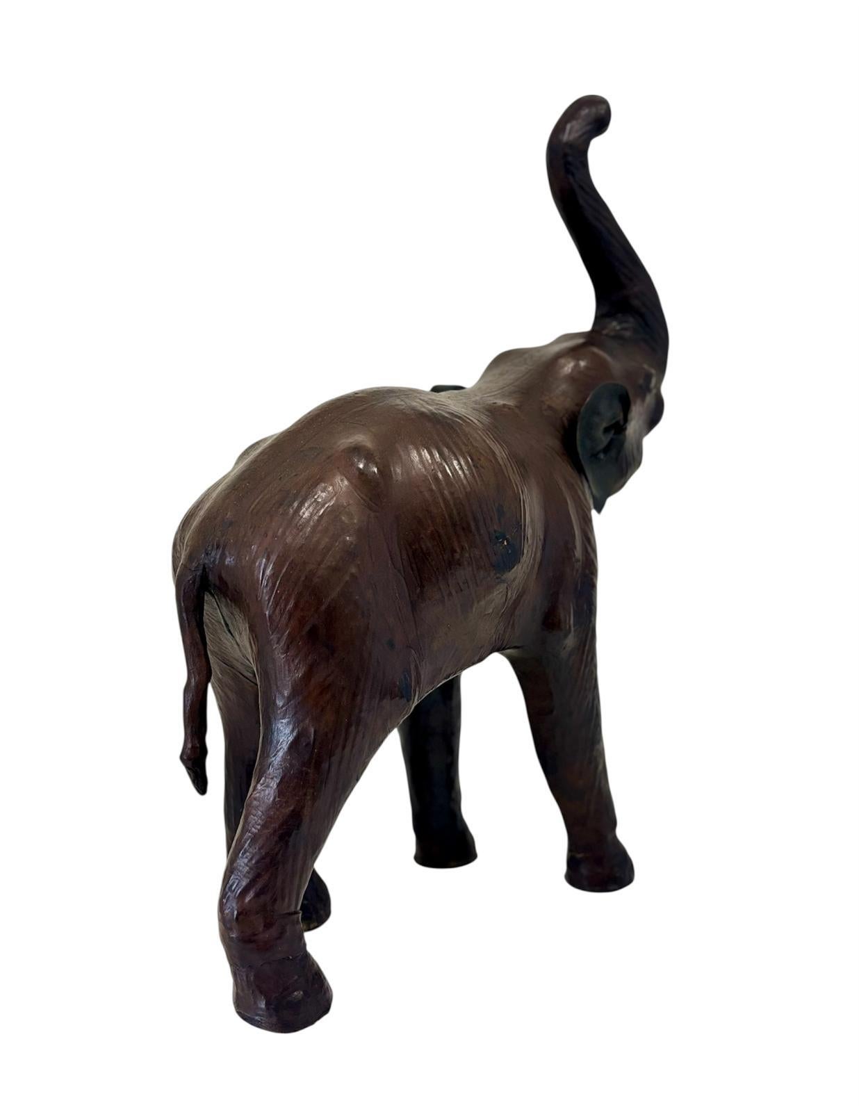 Elefante de cuero For Sale 2