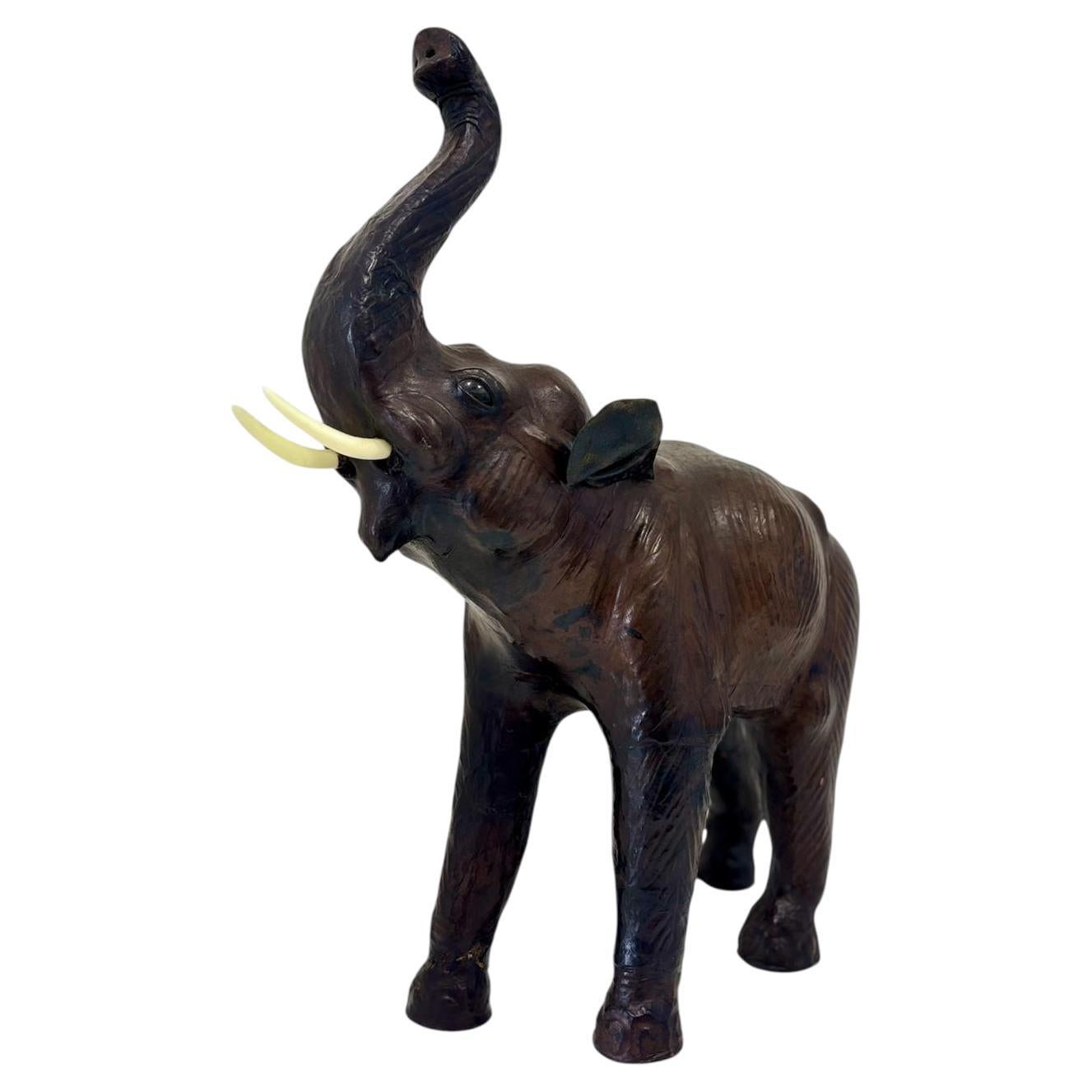 Elefante de cuero For Sale