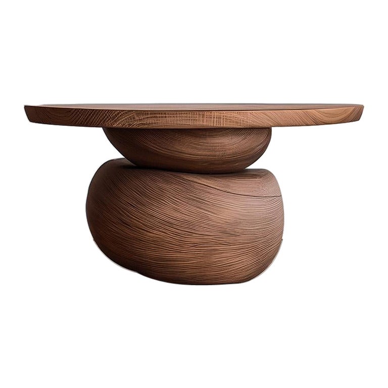 Mesa auxiliar Elefante 9 de NONO, madera maciza de nogal, diseño ornamental