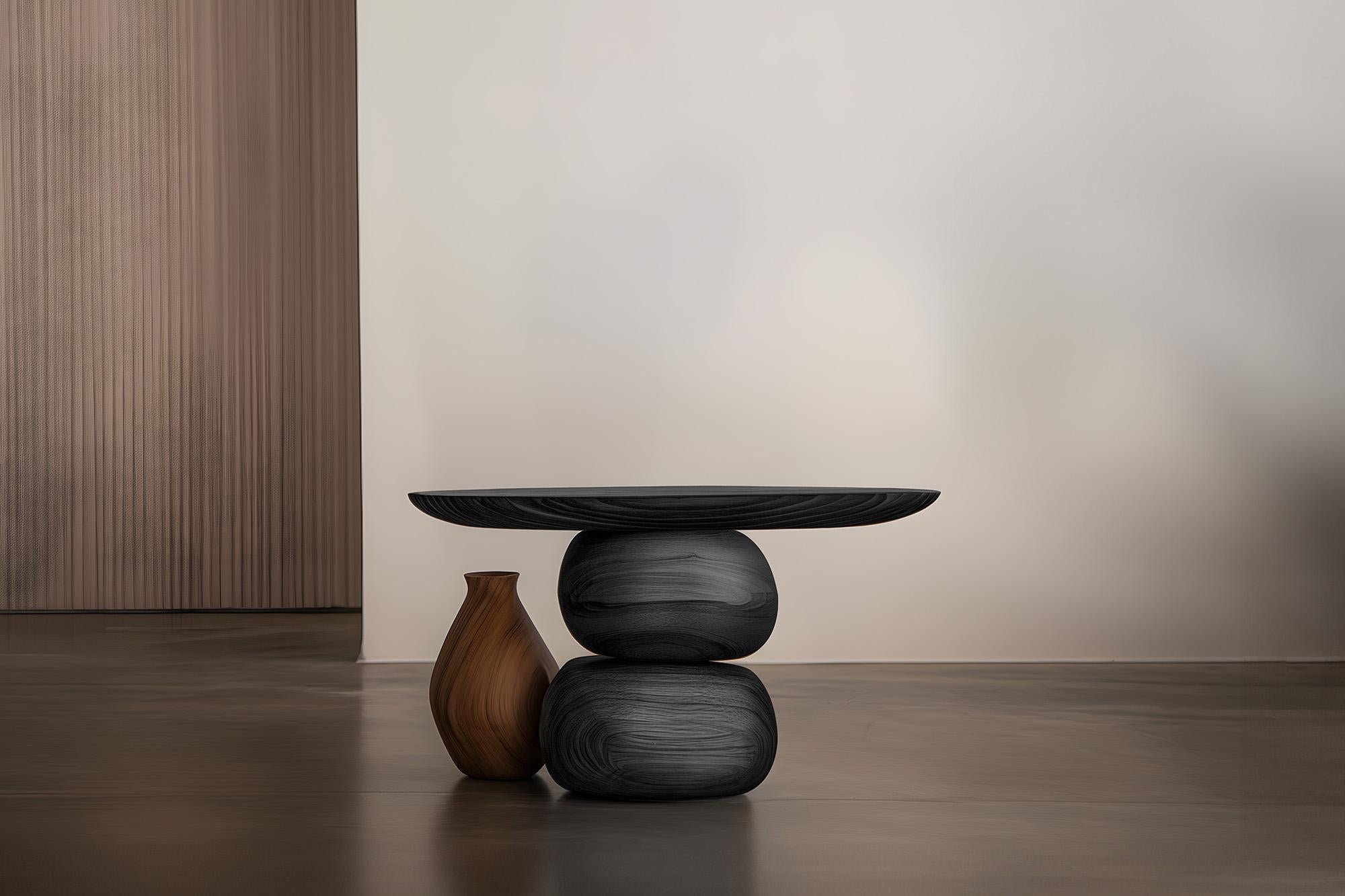 Table d'appoint Elefante 9 par NONO, bois massif, design ornemental en vente 1