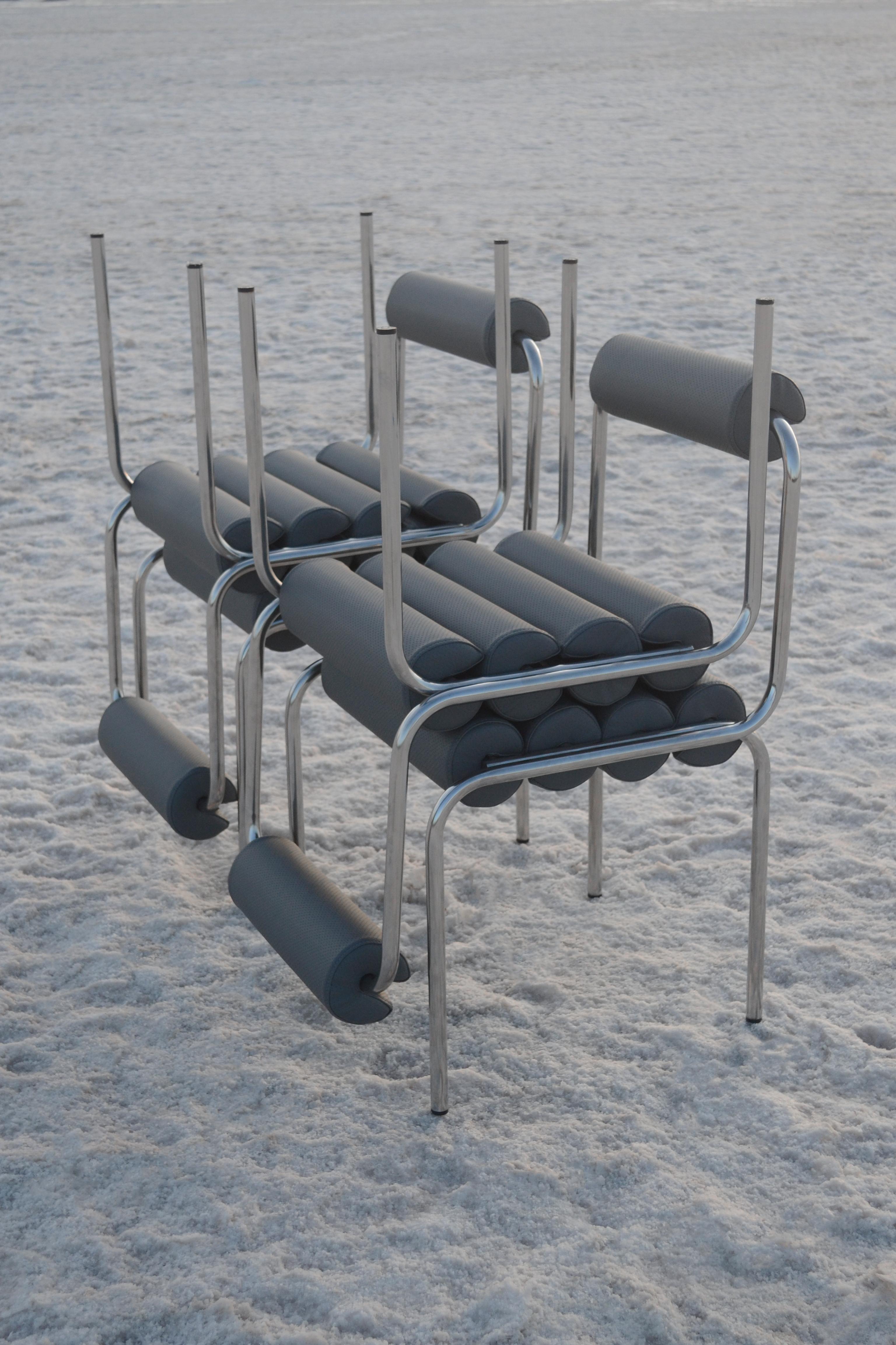 tubular chair with arms