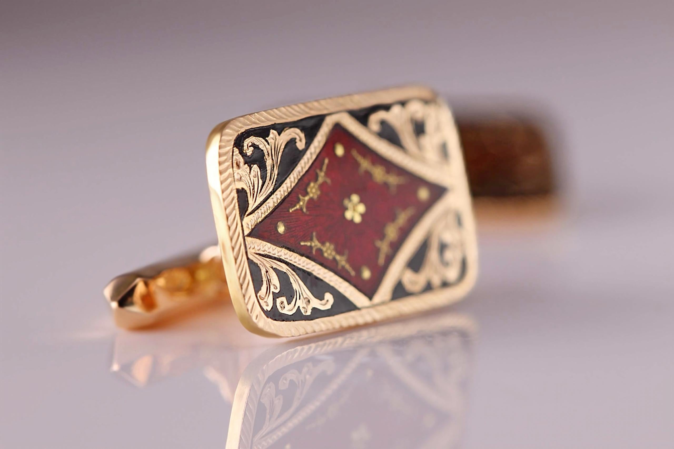 Elegance in Detail: Micro-Crafted Gold & Enamel Cufflinks In New Condition For Sale In Lugano, CH