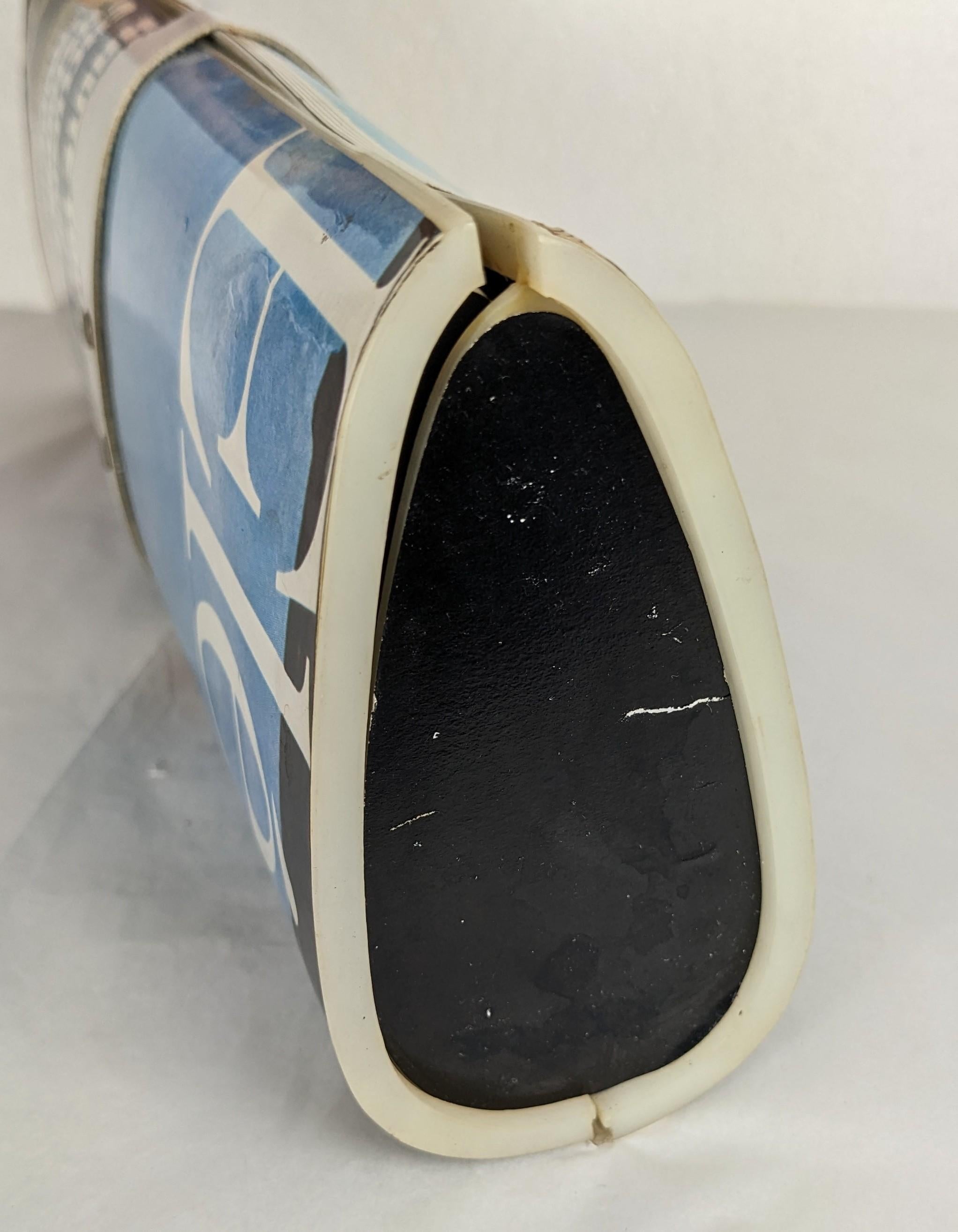 Pochette photo du magazine Elegance en vente 3