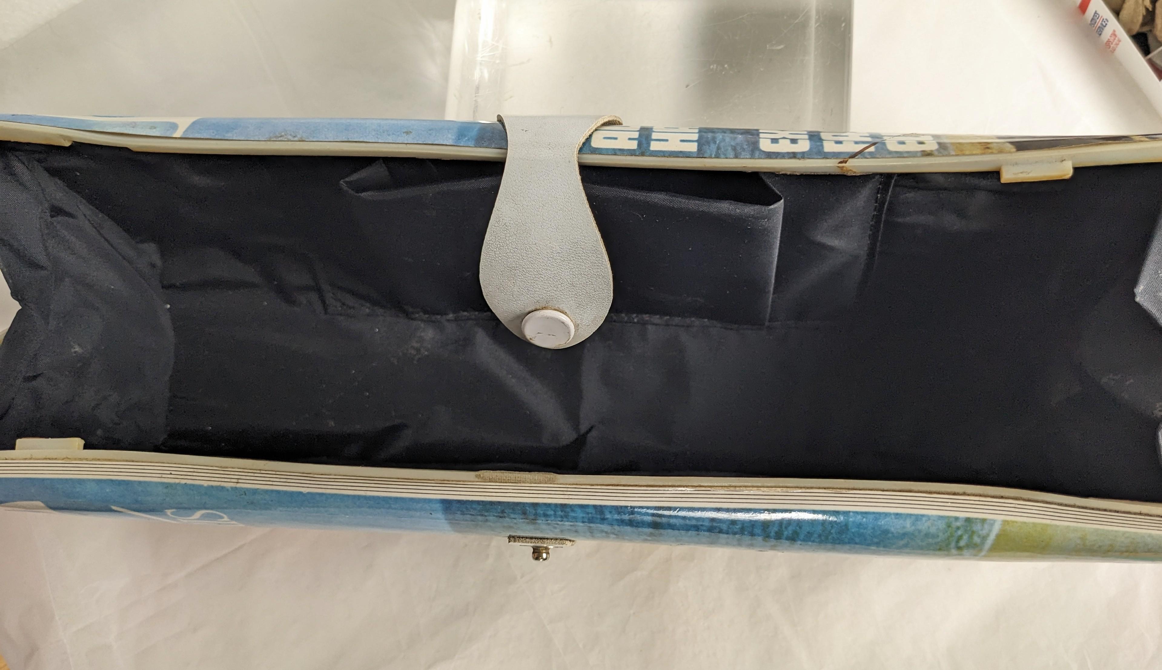 Pochette photo du magazine Elegance en vente 4