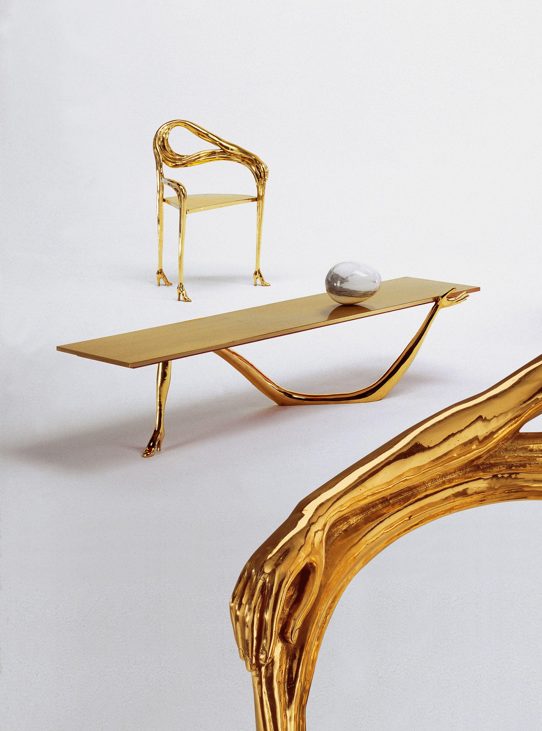 Elegance Redefined: The Leda Low Table by Dalí and BD – Artistry in Every Detail For Sale 5