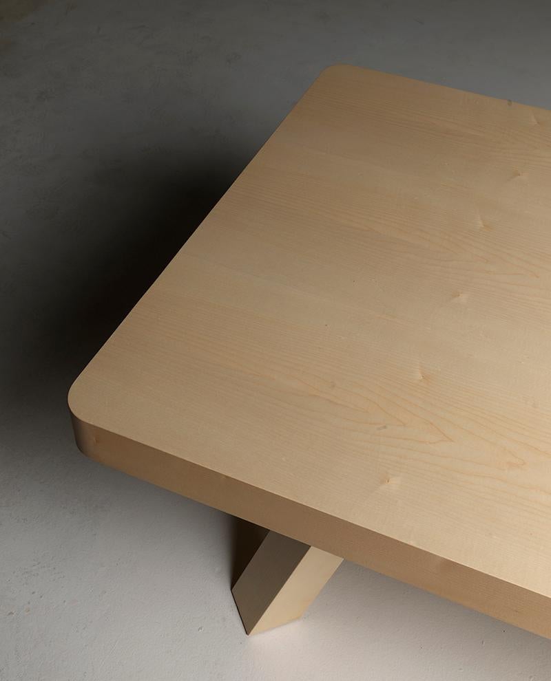 Table Elegance en bois d'érable naturel avec pieds obliques par Aldo Cibic Neuf - En vente à Como, IT