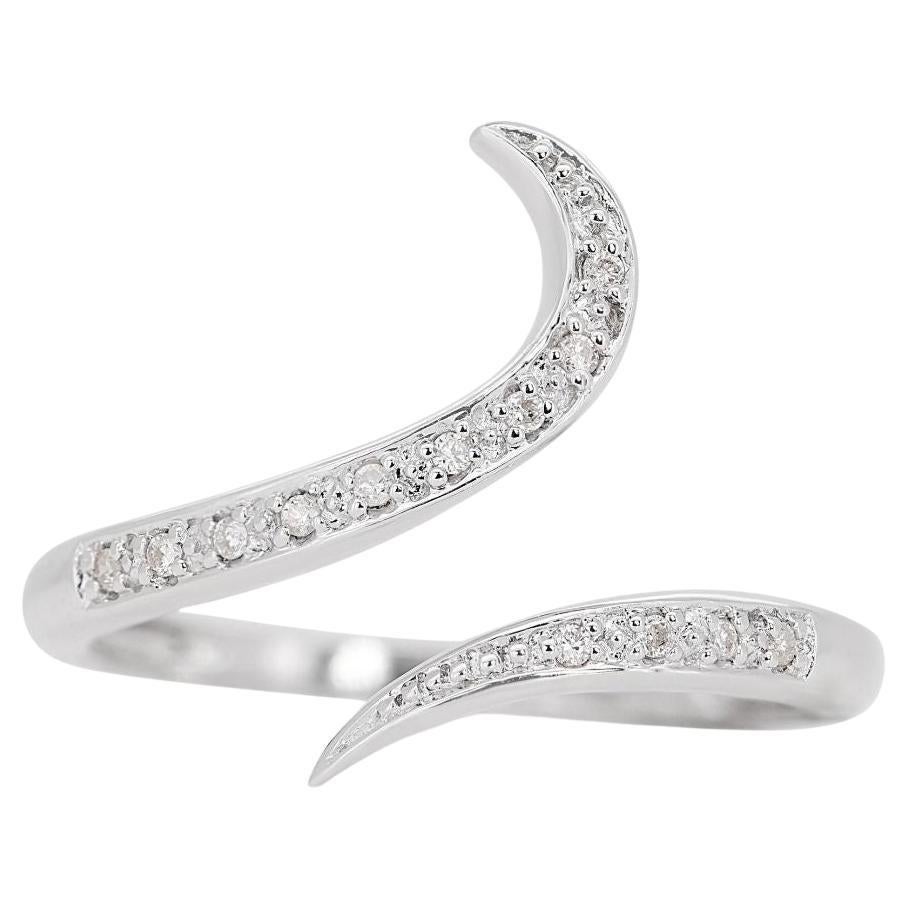 Elegant 0.14ct Round Brilliant Natural Diamond Ring in 18K White Gold For Sale