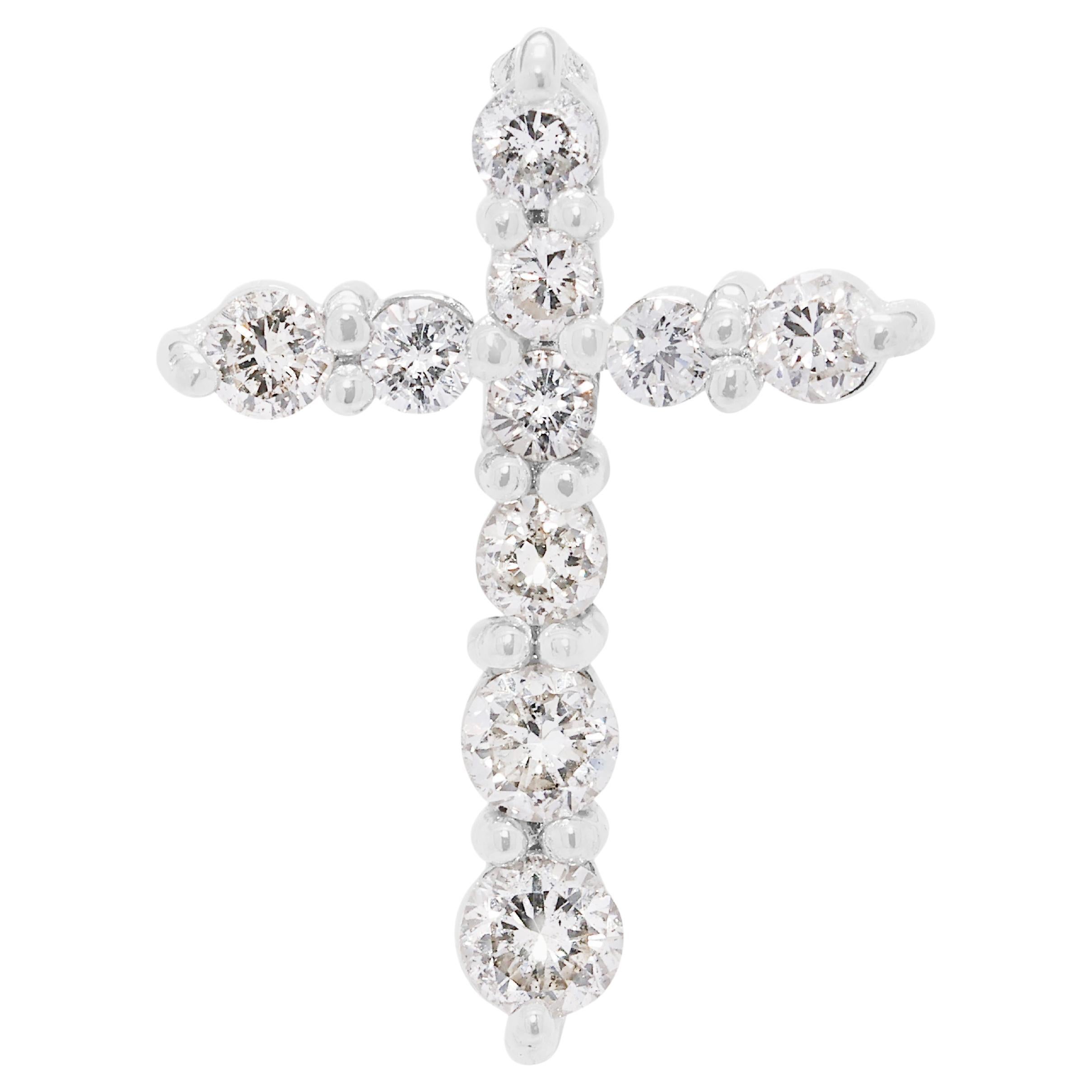 Elegant pendentif croix en diamant naturel de 0,20 ct en platine en vente