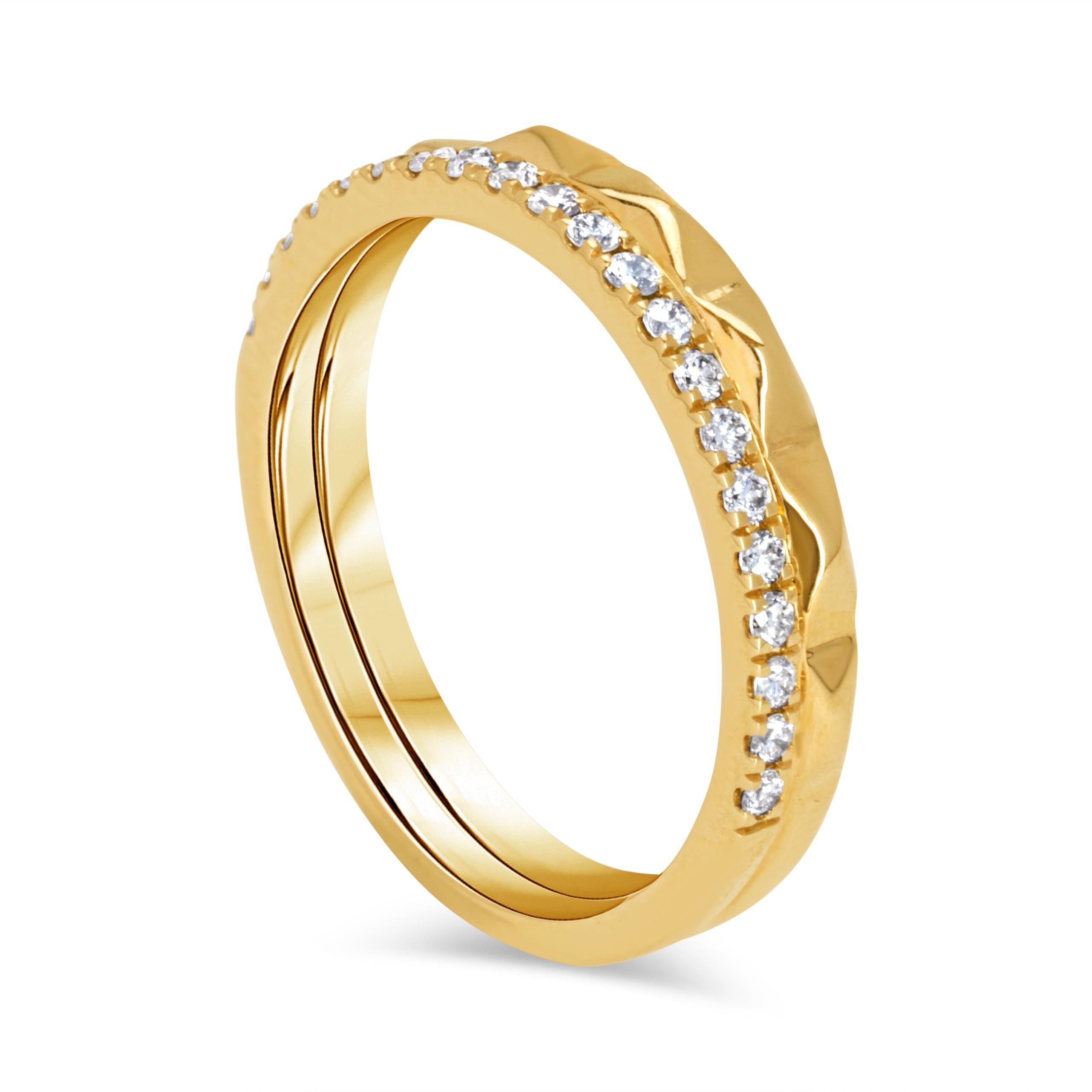 Bague de mode en or jaune 14k, ornée de diamants ronds totalisant 0,23 carats. Cette bague offre probablement un éclat plus perceptible, les diamants ajoutant une touche d'élégance à la monture en or jaune. Les 0,23 carats de diamants sont parfaits