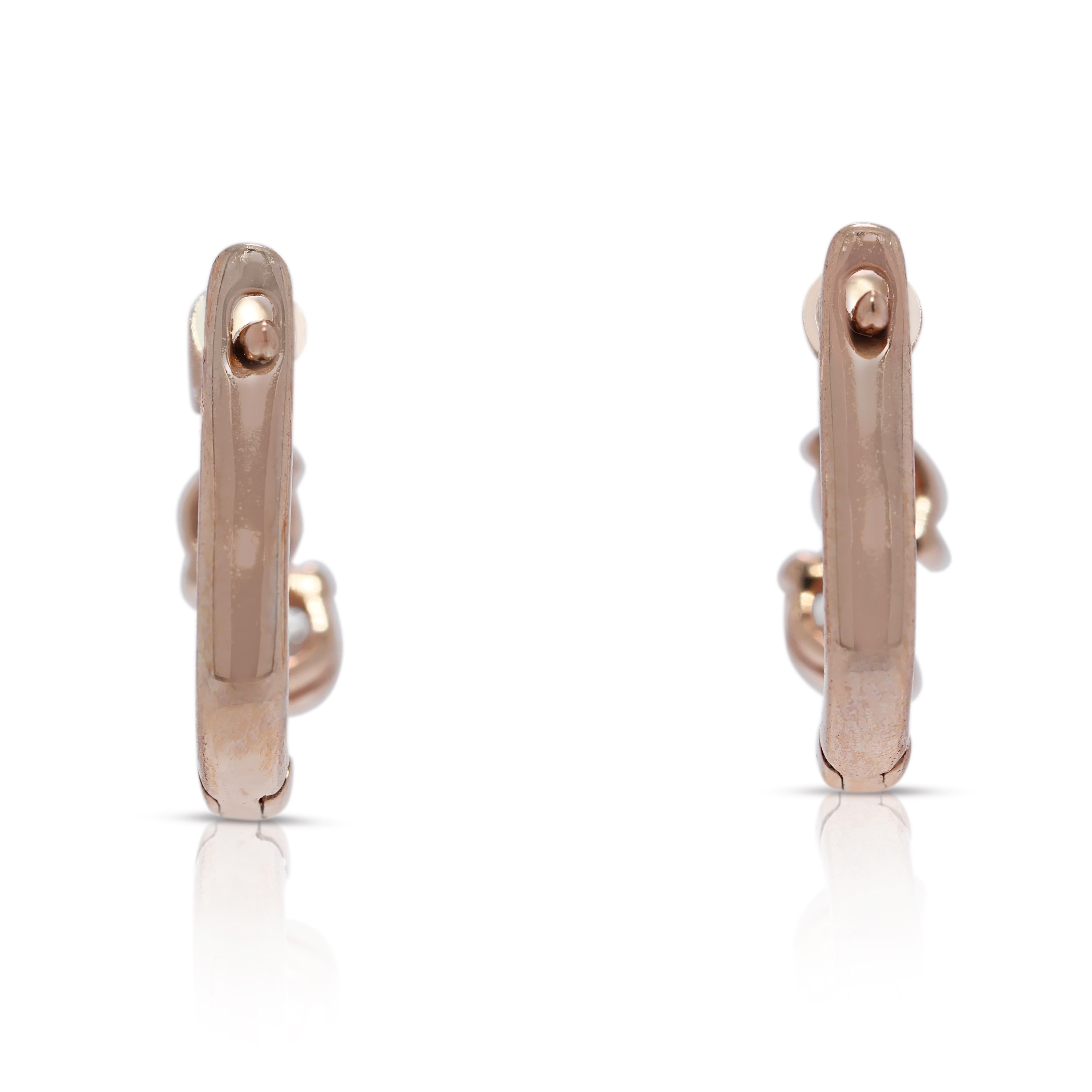 Élégantes boucles d'oreilles en or rose 18 carats avec diamants naturels 0,28 carat en vente 2