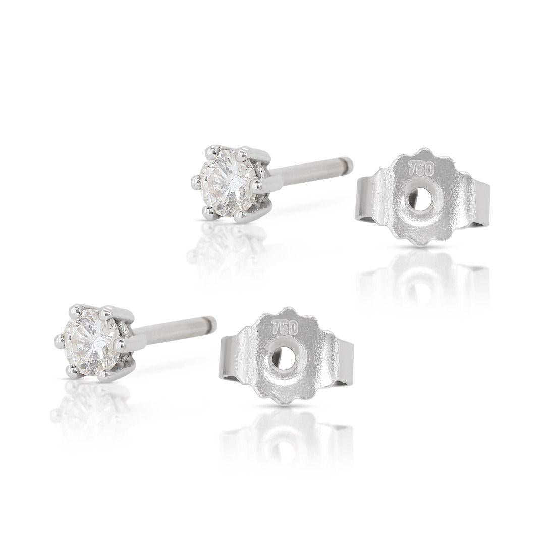 Elegant 0.30ct Round Brilliant Natural Diamond Stud Earrings in 18K White Gold For Sale 1