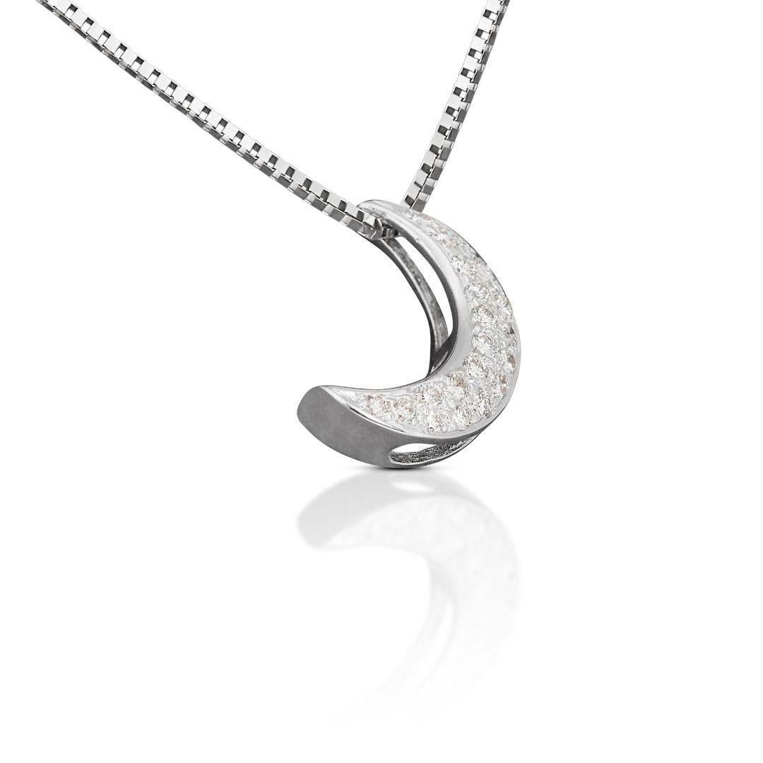 Elegant 0.35ct Half Moon Shape Diamond Pendant - (Chain not included) In New Condition For Sale In רמת גן, IL
