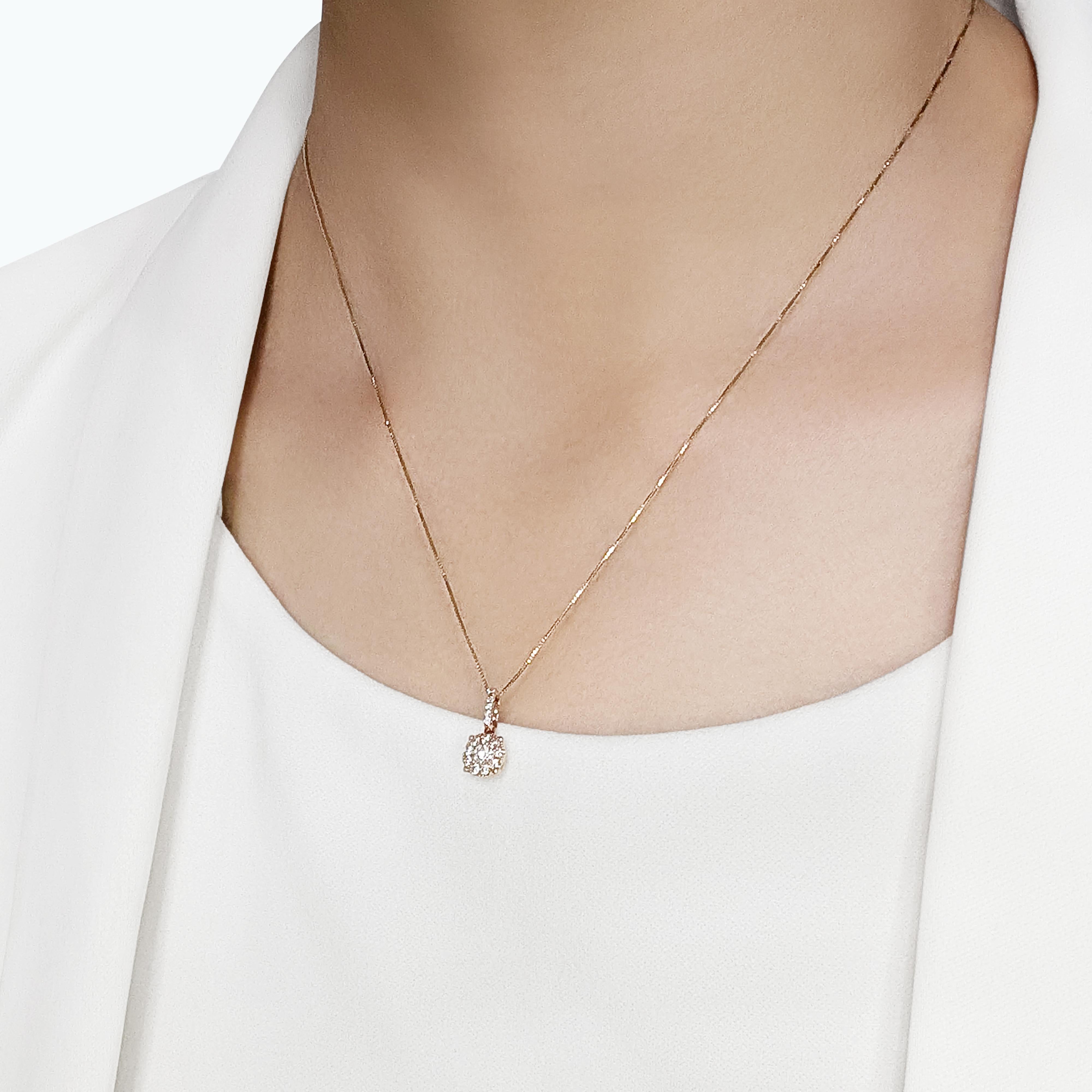 Elegant 0.36ct Natural Diamonds Pendant in 18K Rose Gold For Sale 2