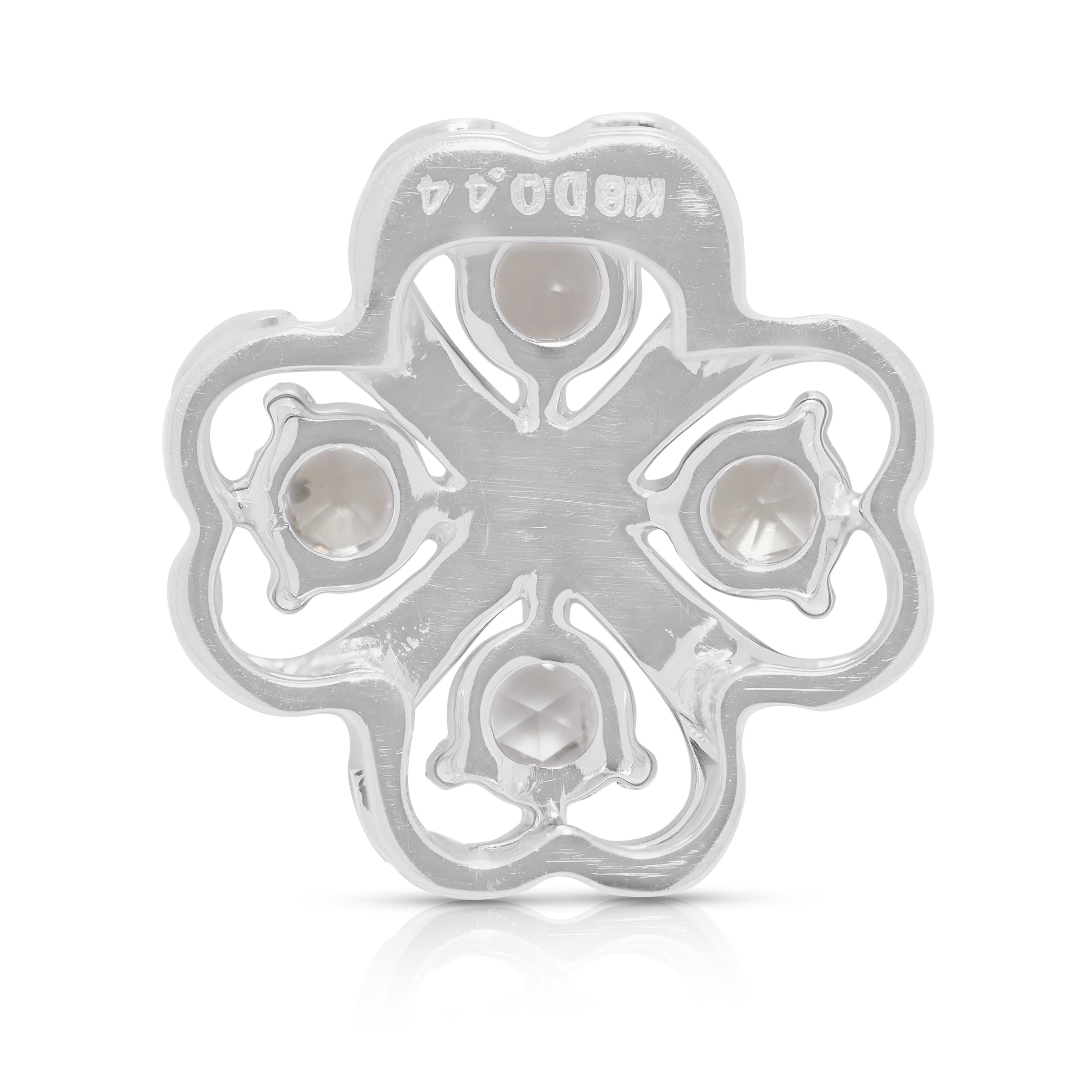 Eleganter vierblättriger Kleeblatt-Anhänger mit 0,44 Karat Diamant im Rosenschliff aus 18 Karat Weißgold im Angebot 2