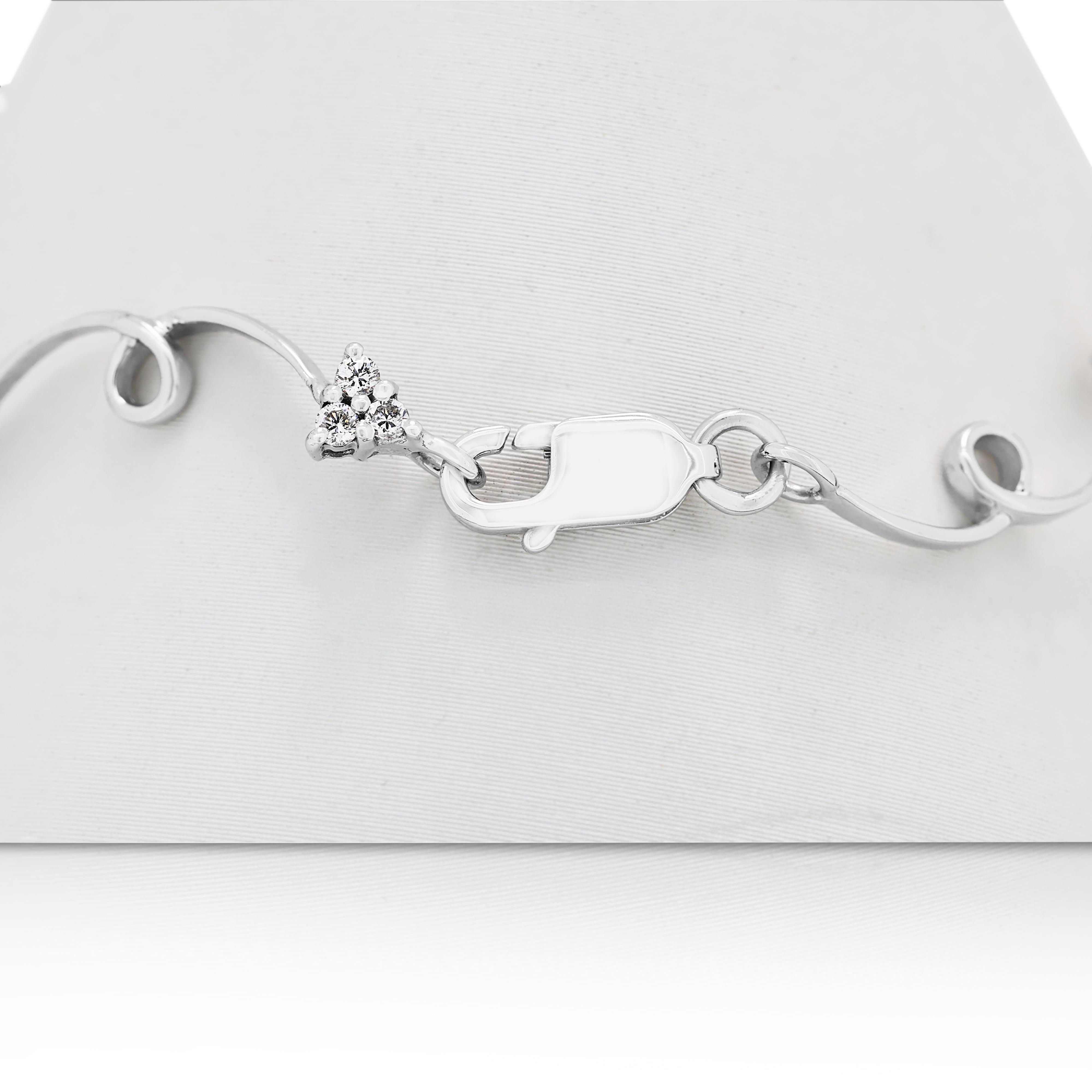 Elegant 0.5ct Natural Diamonds Bracelet in 18K White Gold For Sale 2