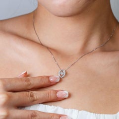 Élégant collier en or blanc 18 carats avec diamants naturels ronds brillants de 0,60 carat