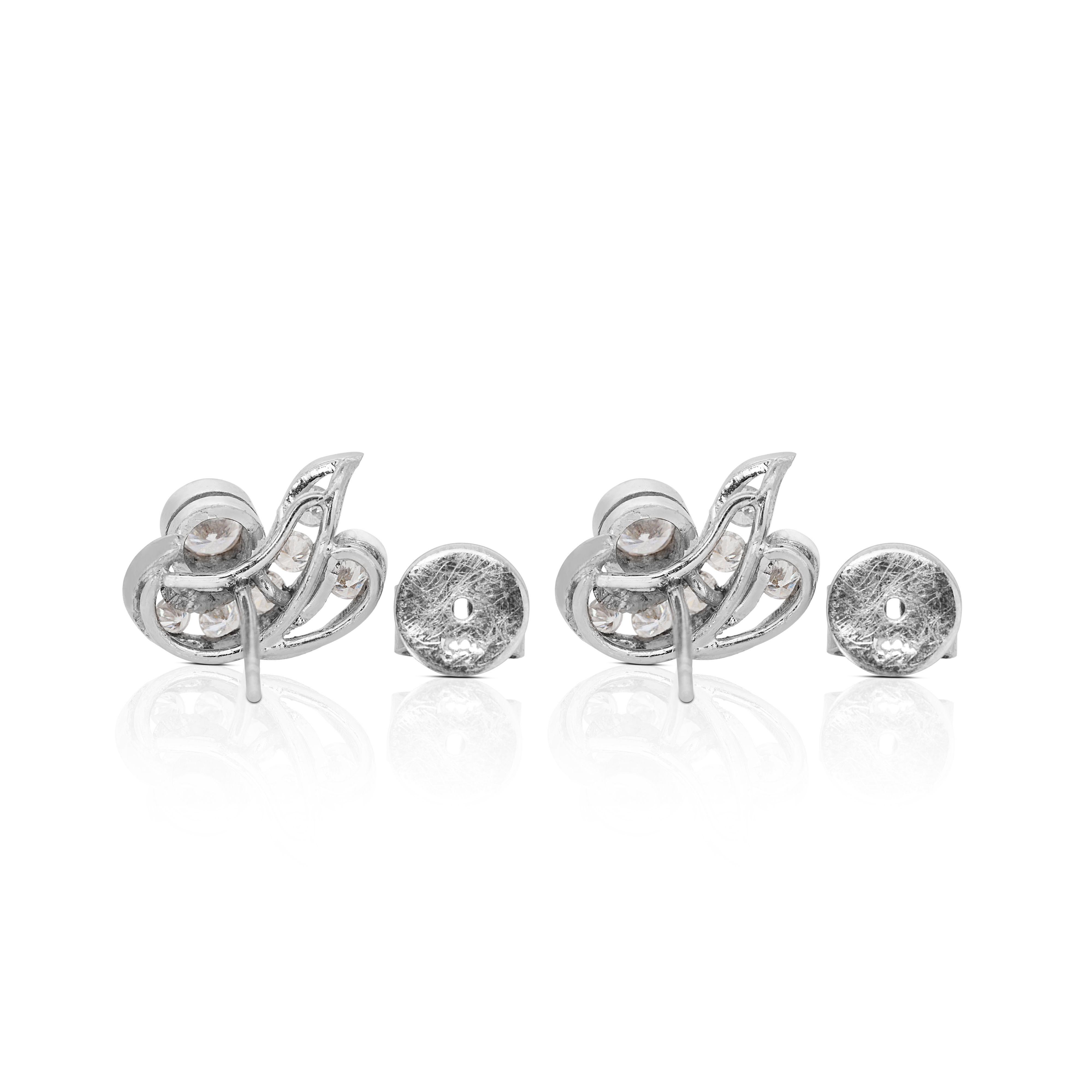 Elegant 0.66ct Diamond Earrings in 14K White Gold For Sale 2