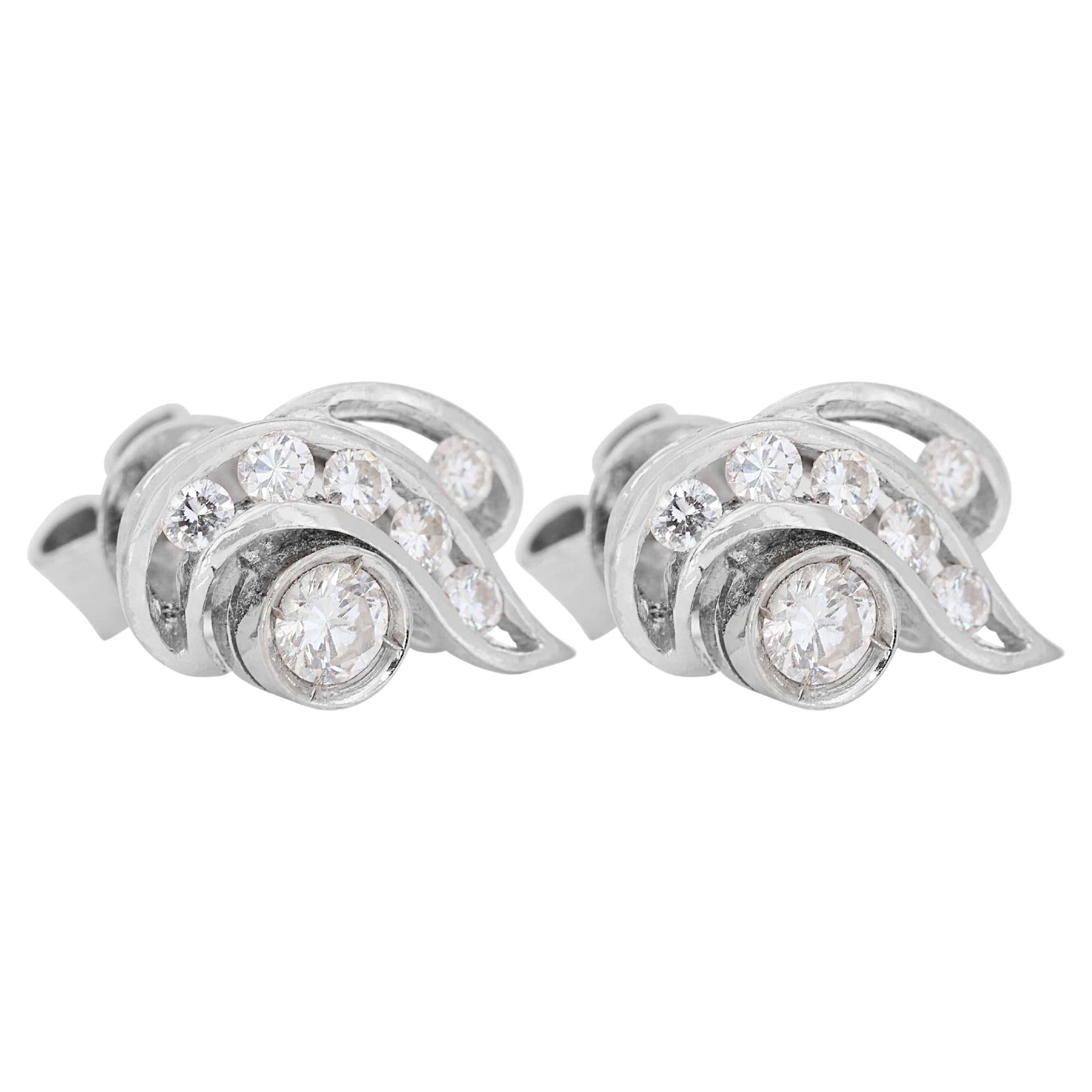 Elegant 0.66ct Diamond Earrings in 14K White Gold For Sale