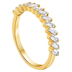 Elegant 0.68 Carat D-E-F, VS1-VS2 Baguette Diamond Ring in 14k Yellow Gold
