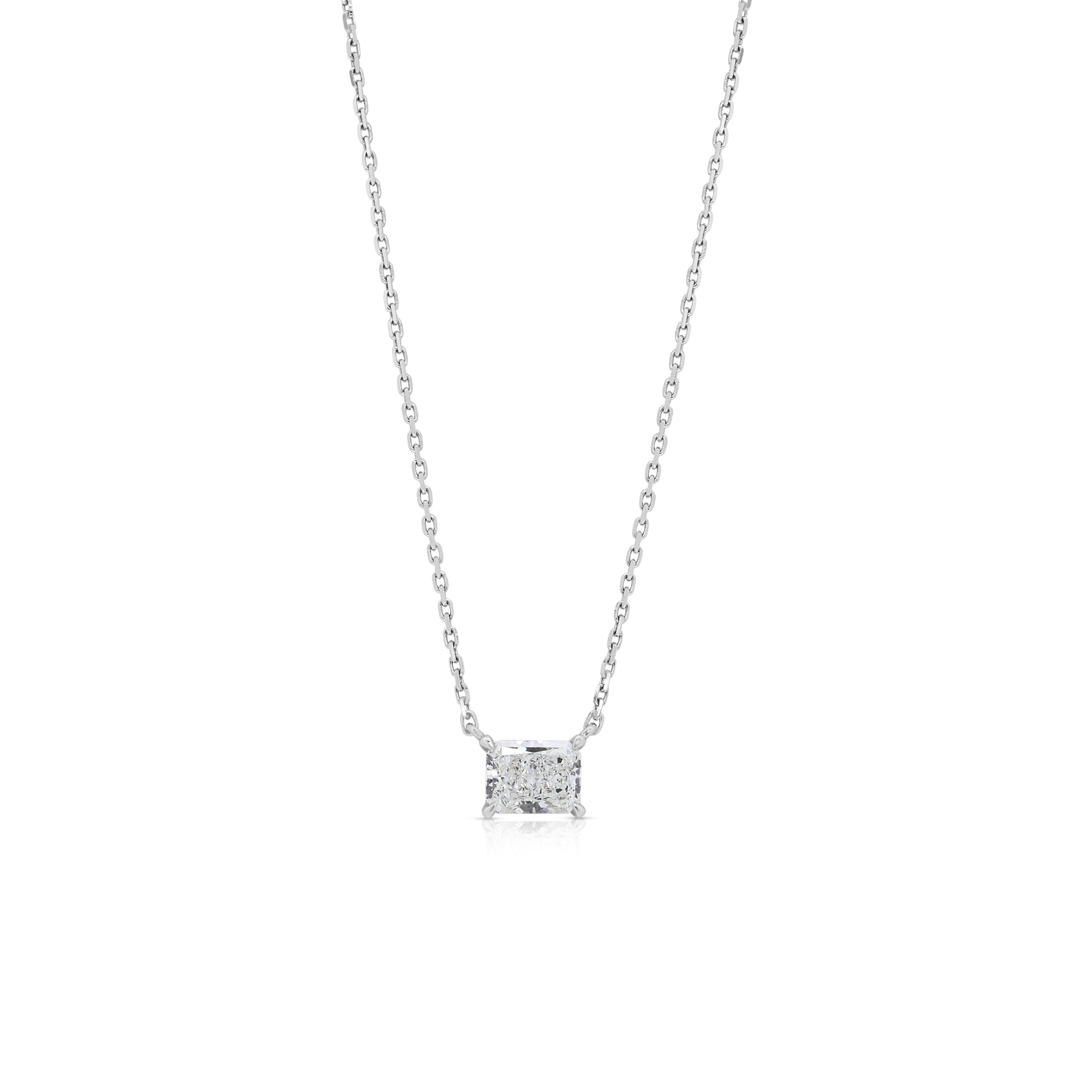 Taglio radiant Eleganza: collana di diamanti naturali radianti da 0,72 carati in oro bianco 18 carati in vendita