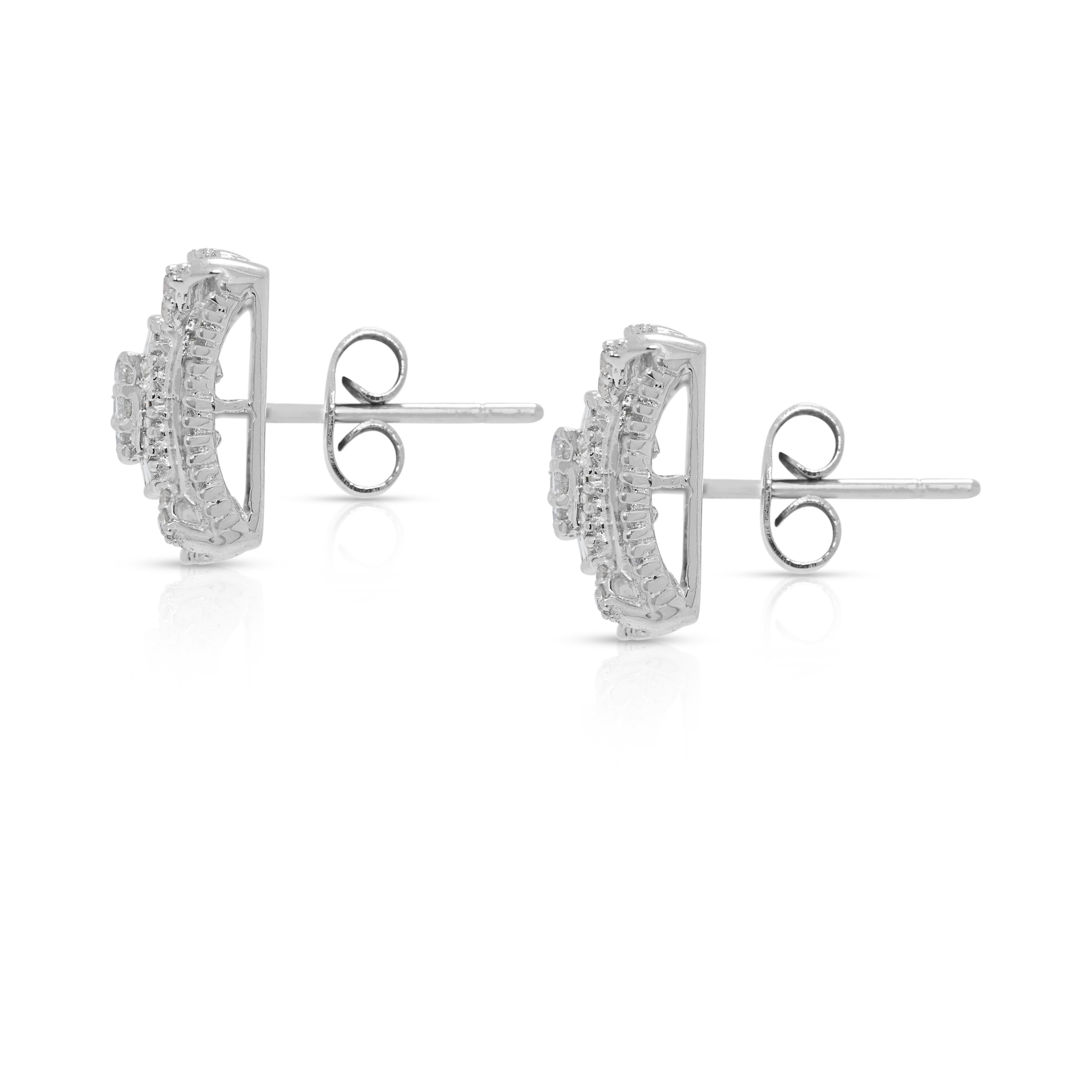 Women's Elegant 0.74ct Natural Diamond Cluster Stud Earrings in 18K White Gold For Sale