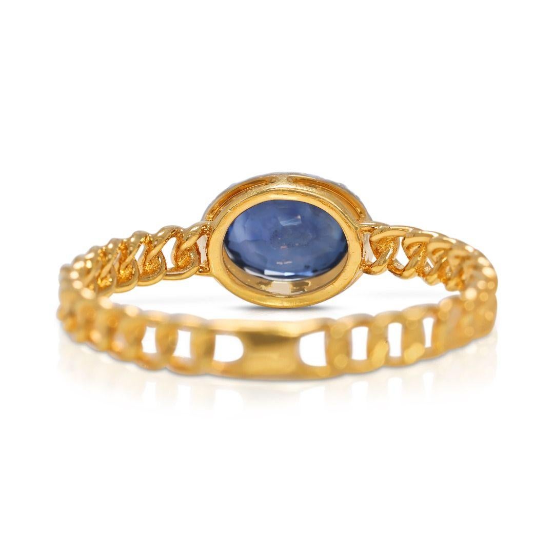 Eleganter Halo-Ring aus 18 Karat Gelbgold mit 0,75 Karat blauem Saphir und natürlichen Diamanten im Angebot 3