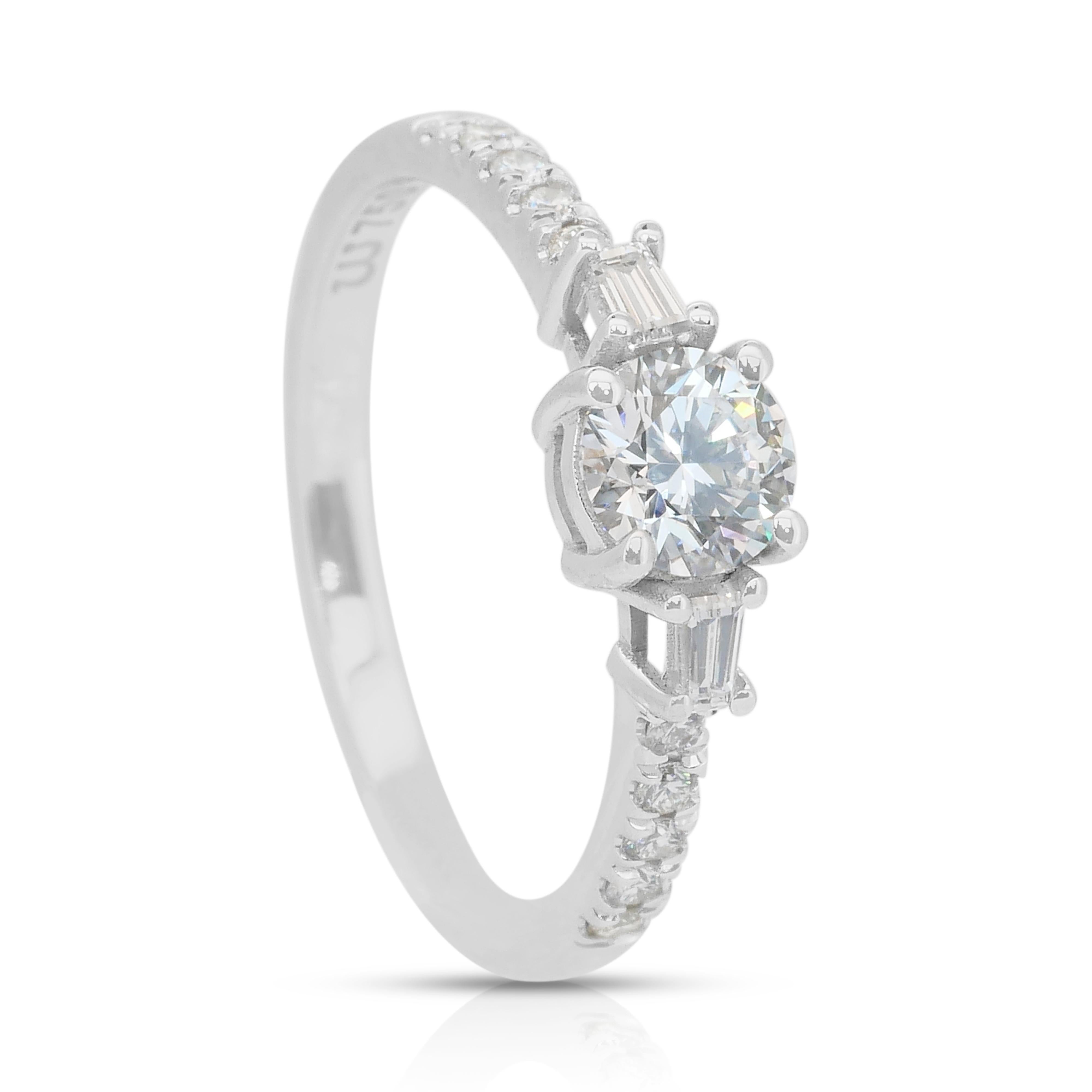Elegant 0.78ct Diamonds Pave Ring in 18k White Gold - IGI Certified For Sale 2