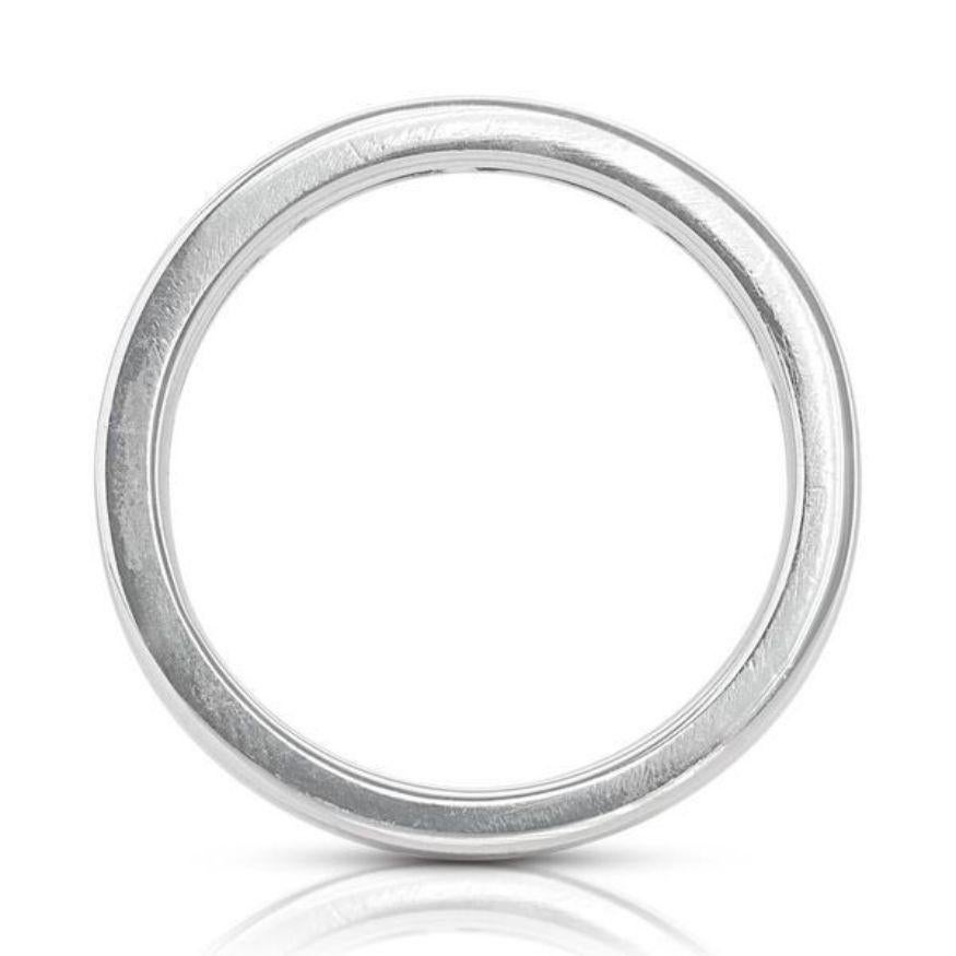 Elegant 0.80ct Half Eternity Ring set in gleaming Platinum For Sale 1