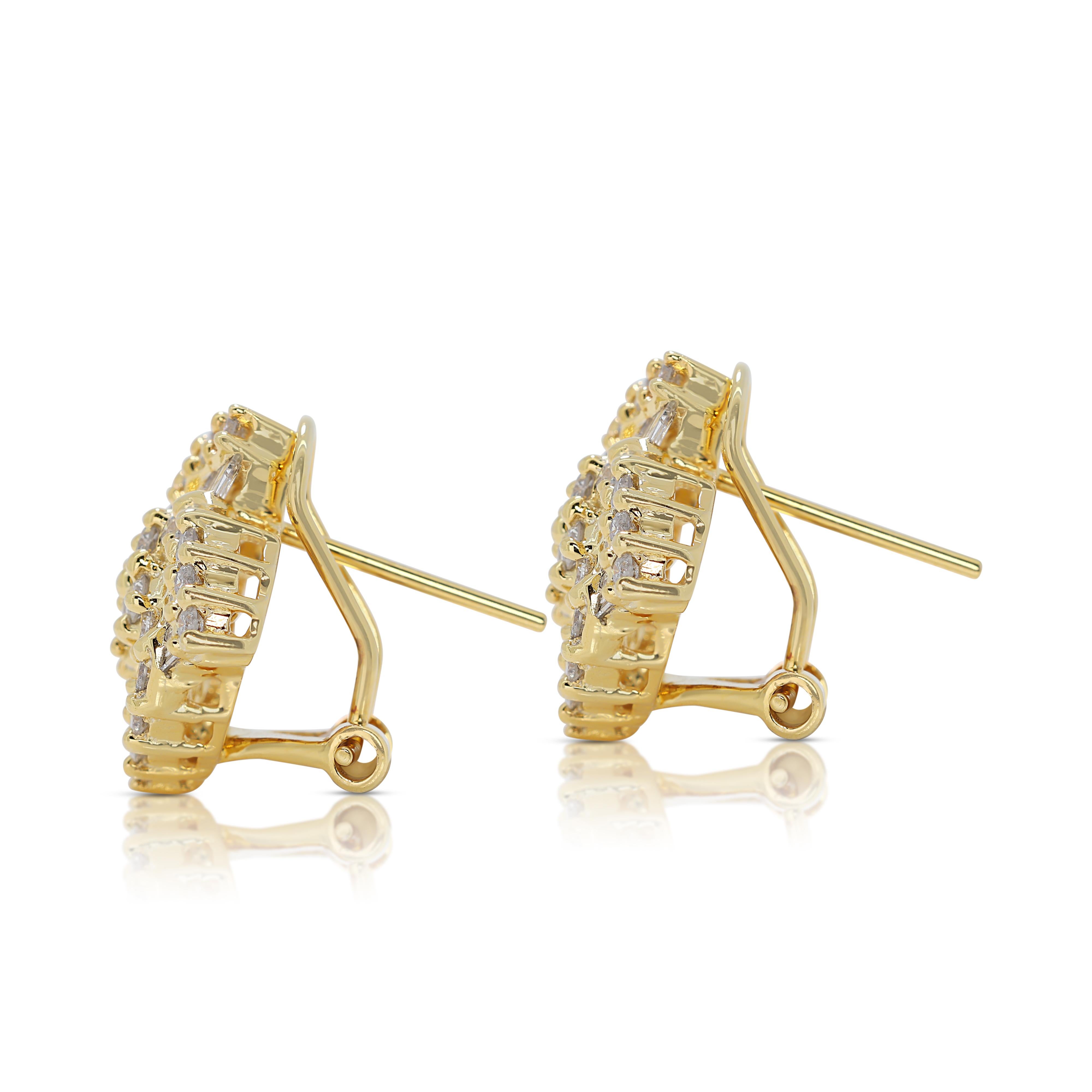 Women's Elegant 0.84ct Diamonds Earrings in 18K Yellow Gold For Sale