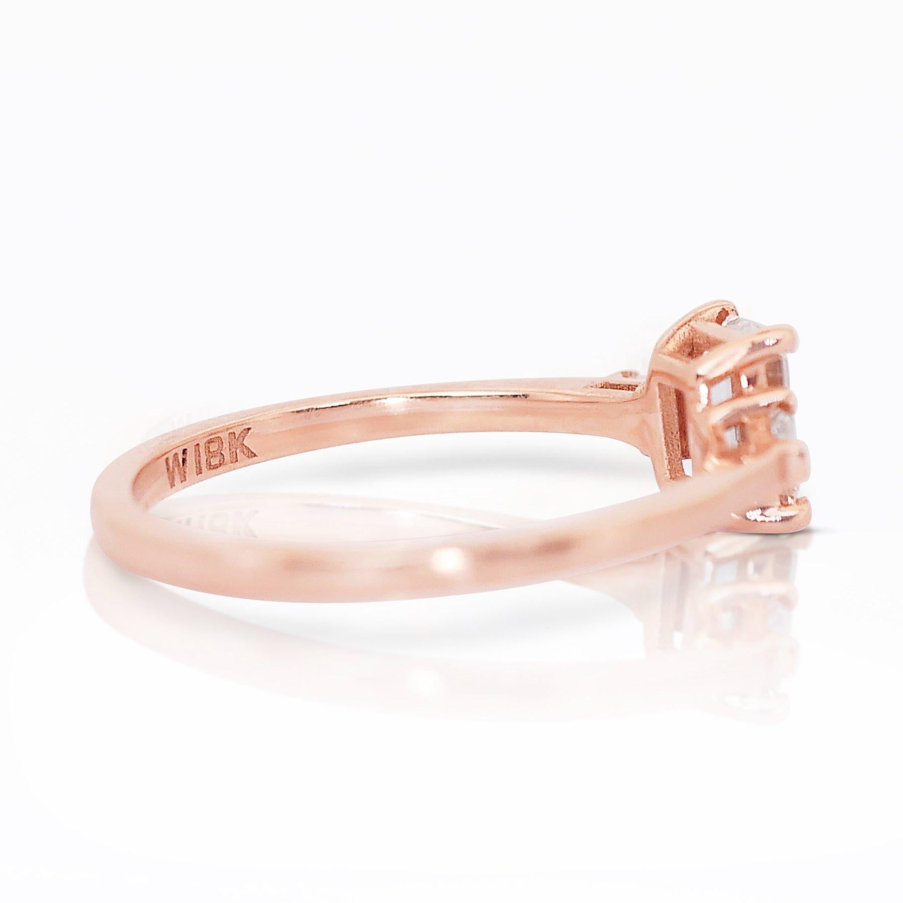 Elegant 0.90ct Emerald-Cut Diamond 3-Stone Ring in 18k Rose Gold - GIA Certified For Sale 1