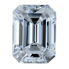 Elegant 0.90ct Ideal Cut Emerald-Cut Diamond - GIA Certified
