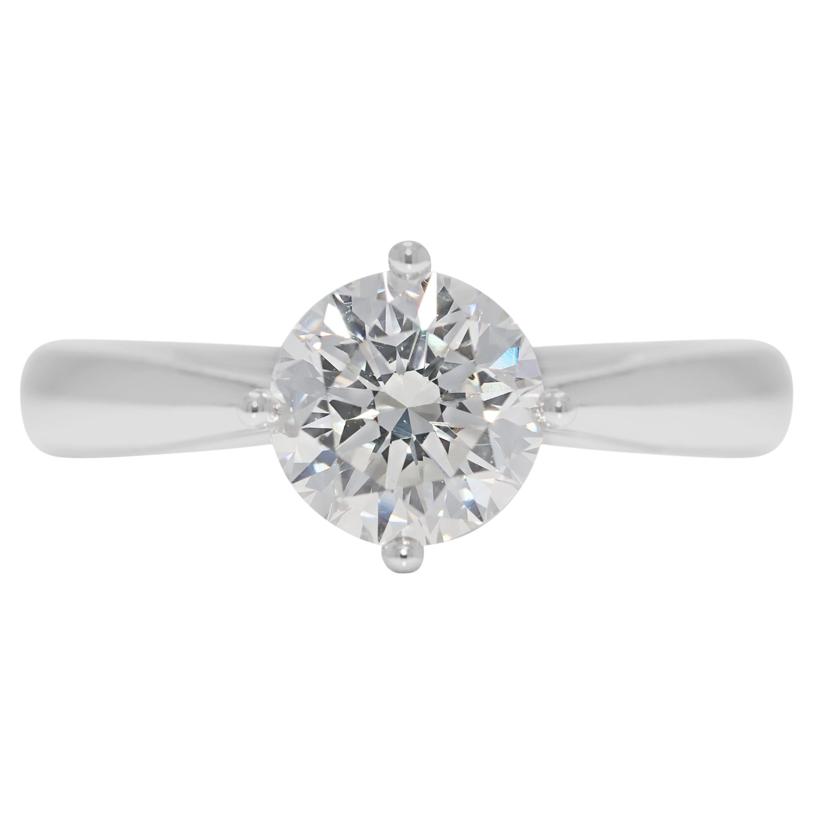 Eleganter Solitärring mit 0,90 Karat Naturdiamanten aus 18 Karat Weißgold