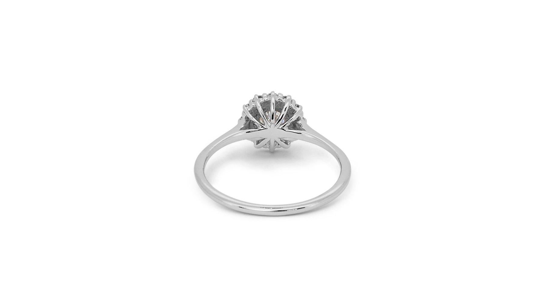 Elegant 0.91ct Triple Excellent Ideal Cut Diamonds Halo Ring in 18k White Gold 2