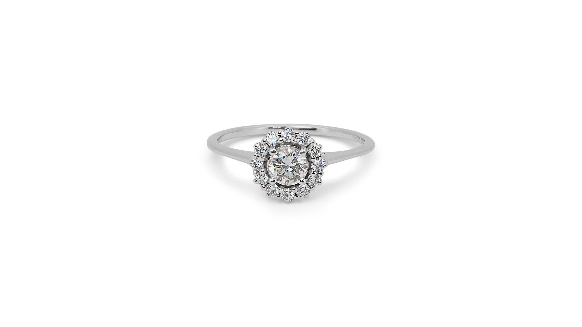 Elegant 0.91ct Triple Excellent Ideal Cut Diamonds Halo Ring in 18k White Gold 3