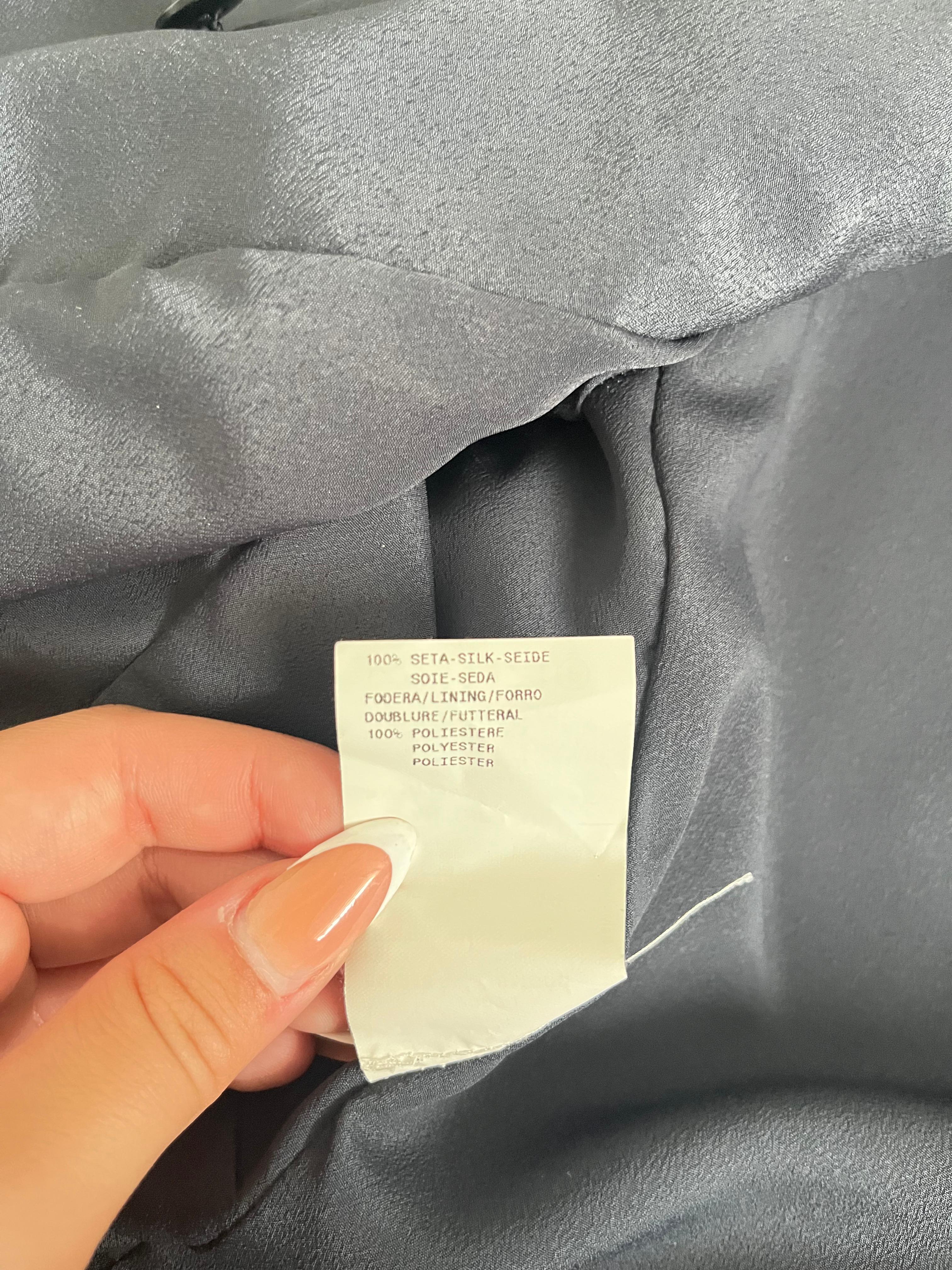 Elegant 100% Silk Navy Blue Suit by Armani Collezioni - No import duty! en venta 7