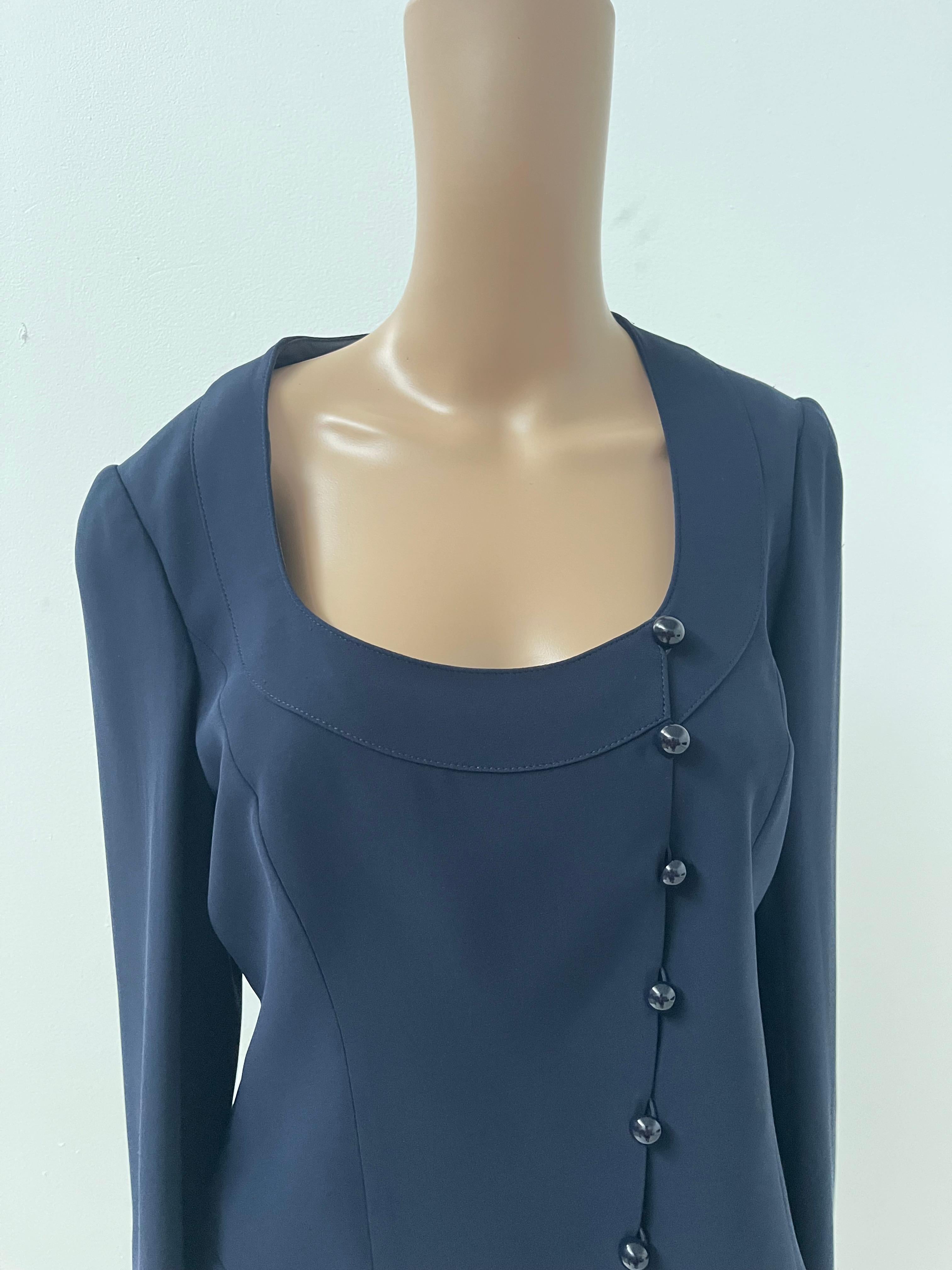 Elegant 100% Silk Navy Blue Suit by Armani Collezioni - No import duty! en Bueno estado para la venta en Milano, IT