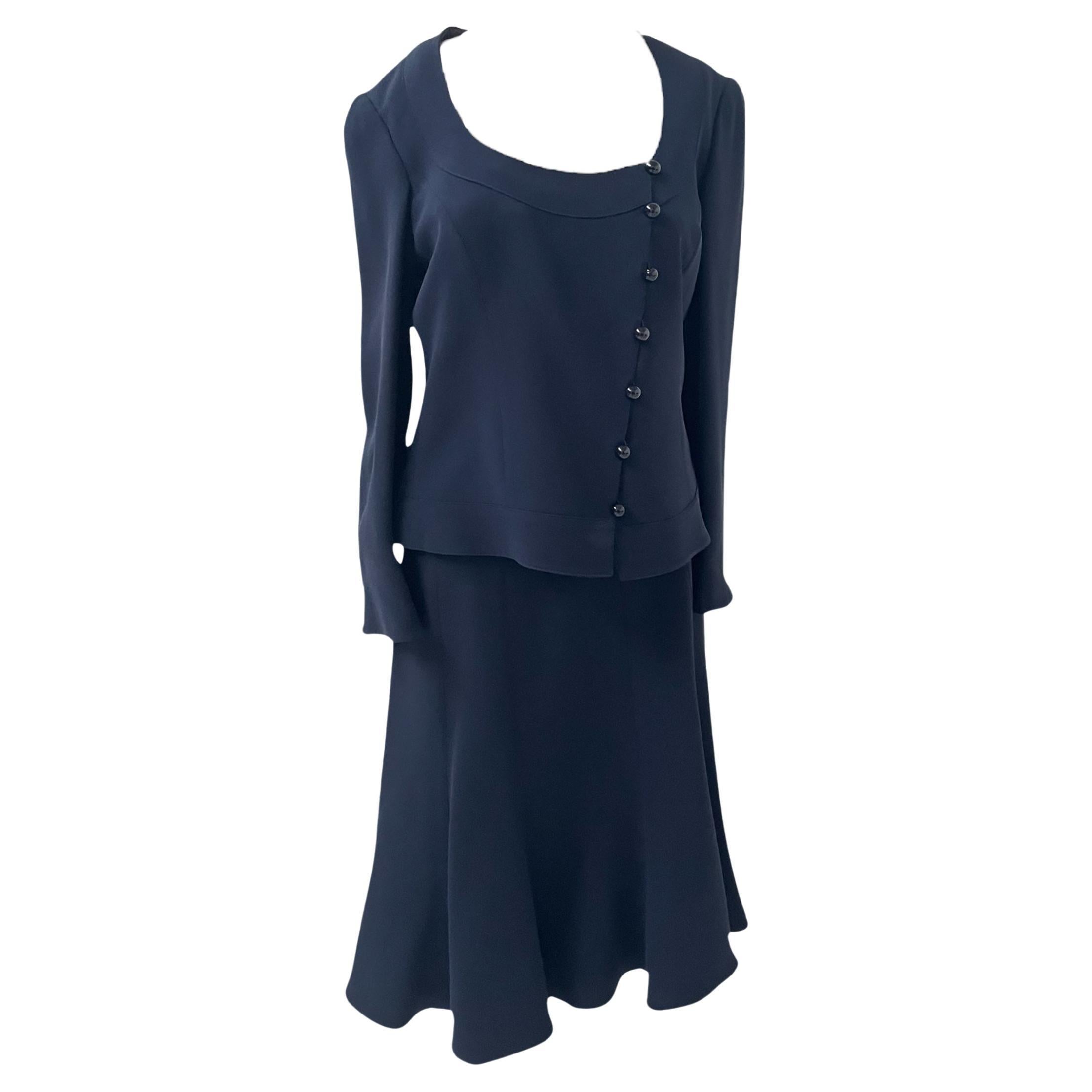Elegant 100% Silk Navy Blue Suit by Armani Collezioni - No import duty!