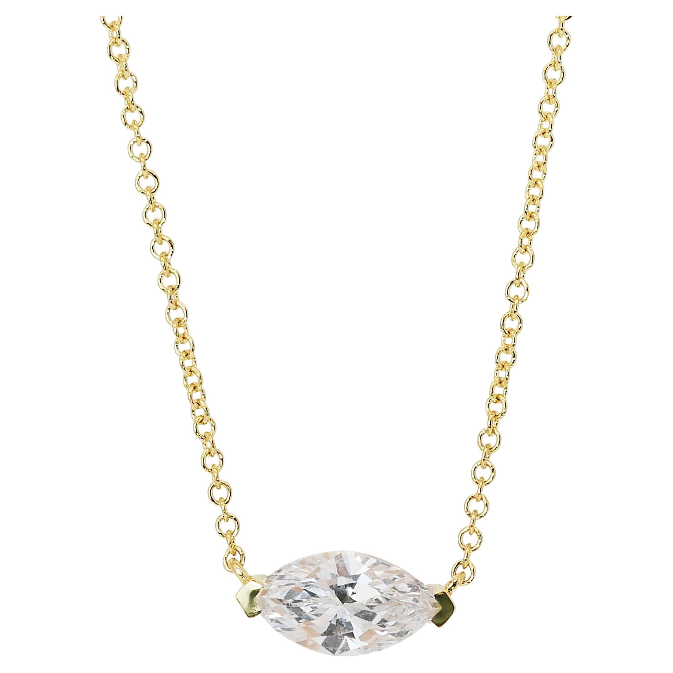 Elegant 1.01ct Diamond Solitaire Necklace in 18k Yellow Gold - GIA Certified For Sale
